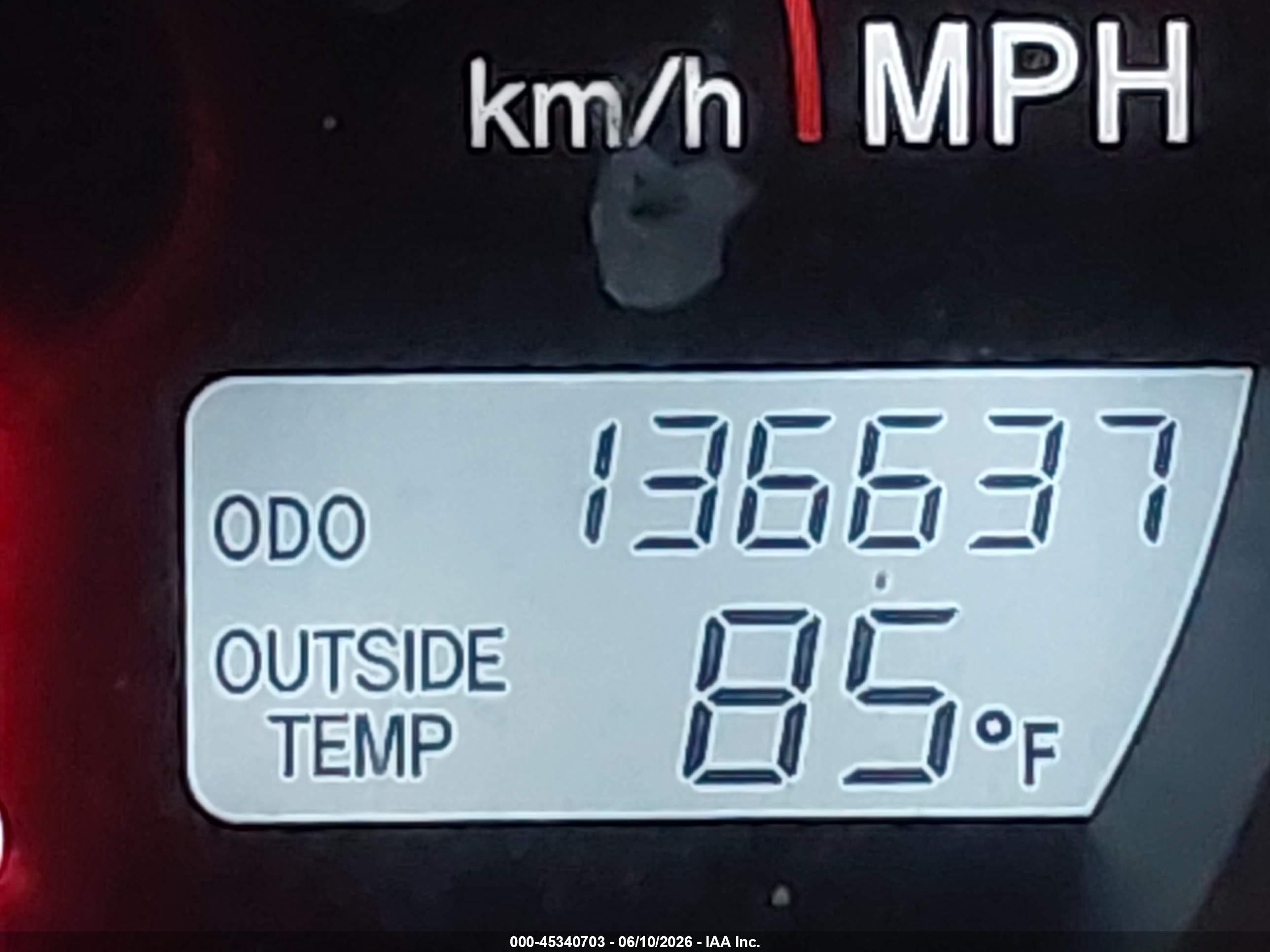 2005 Toyota Matrix Xr Red vin: 2T1LR30E05C441043