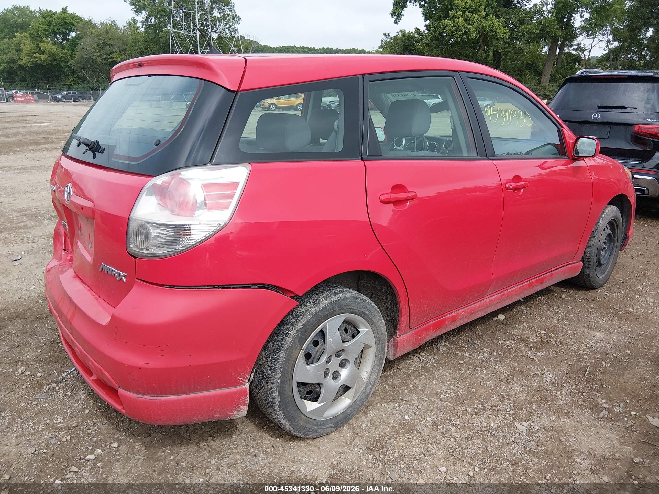 2005 Toyota Matrix Xr Red vin: 2T1LR30E15C550689