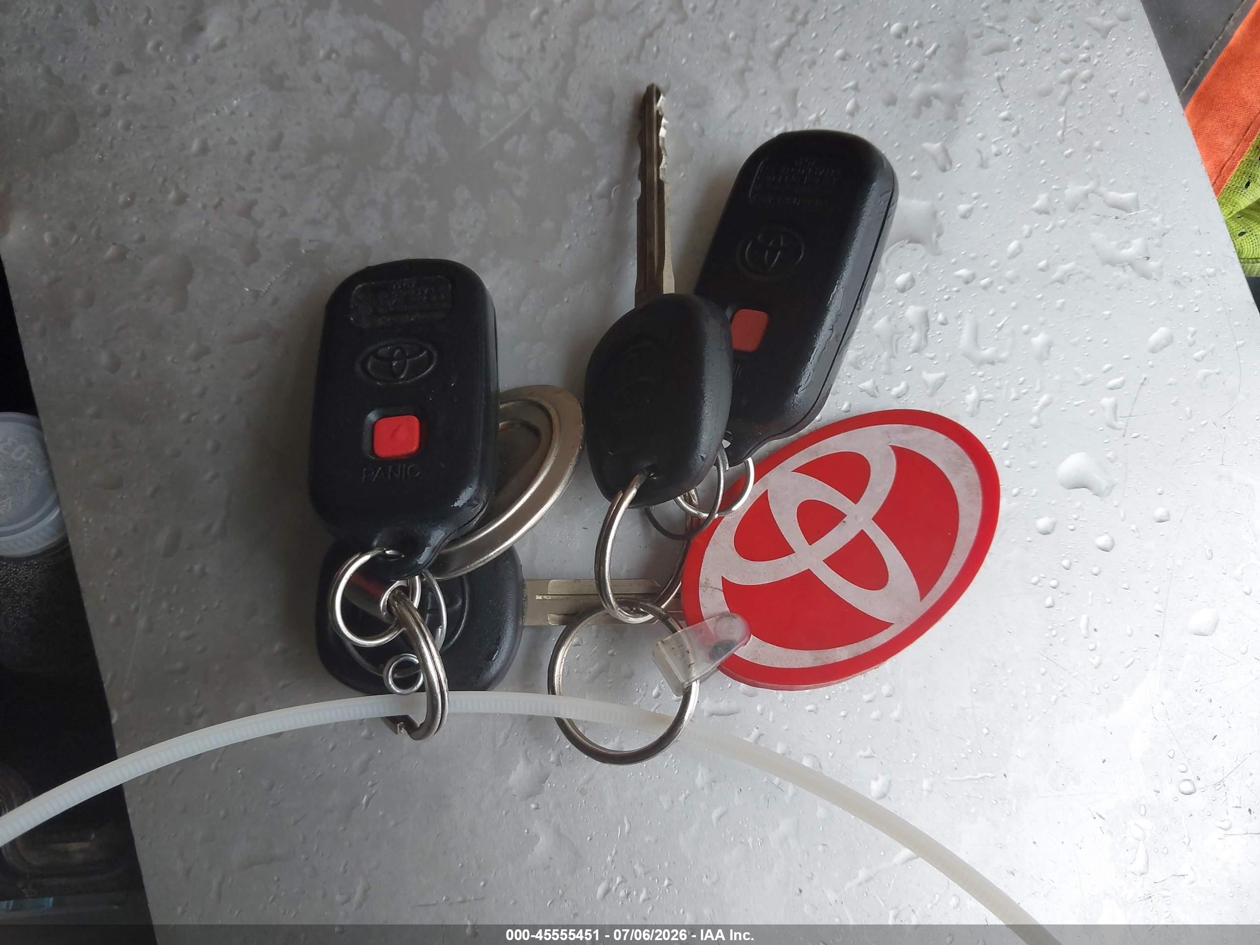 2005 Toyota Matrix Xr Silver vin: 2T1LR30E55C477908