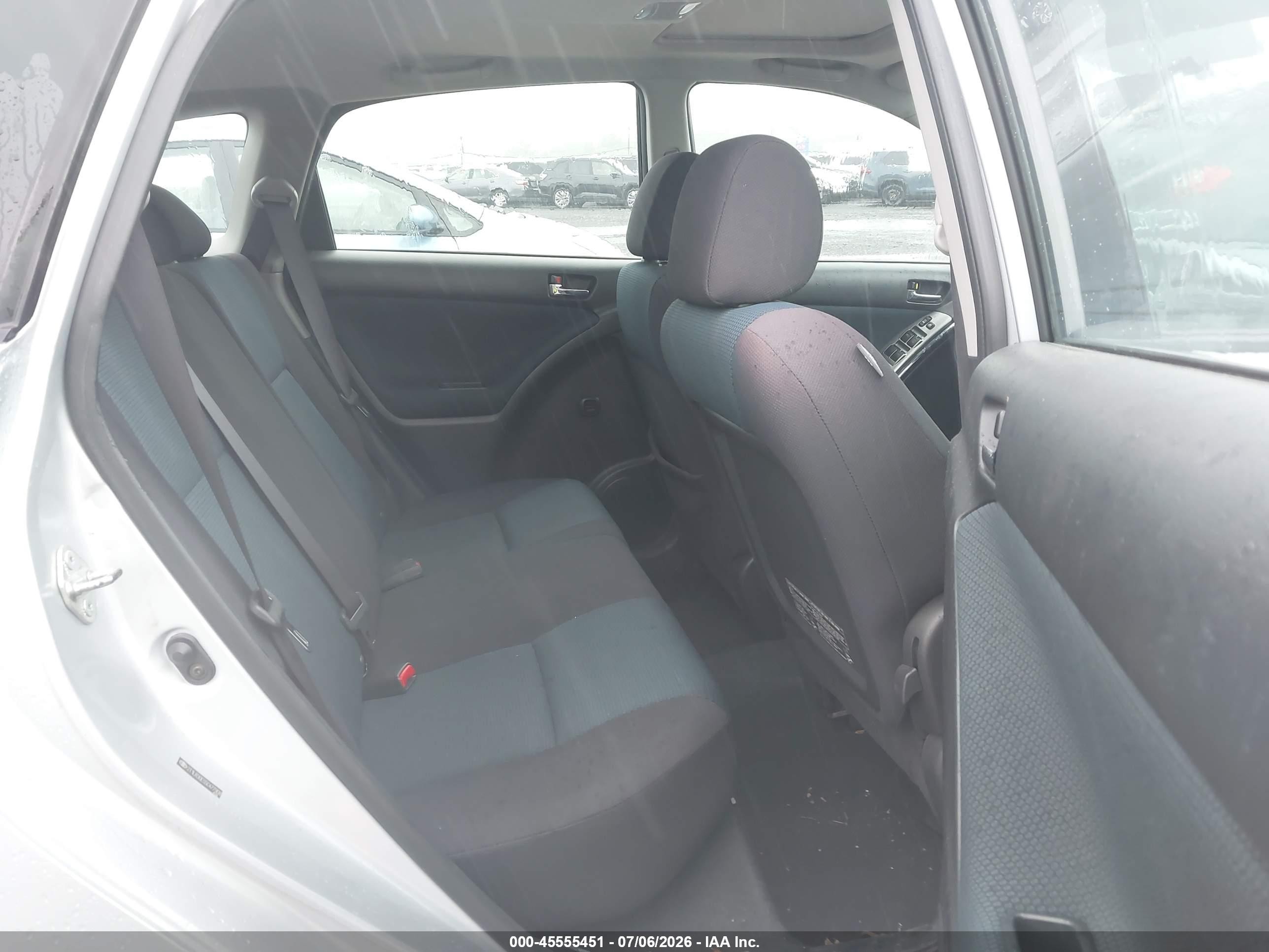 2005 Toyota Matrix Xr Silver vin: 2T1LR30E55C477908