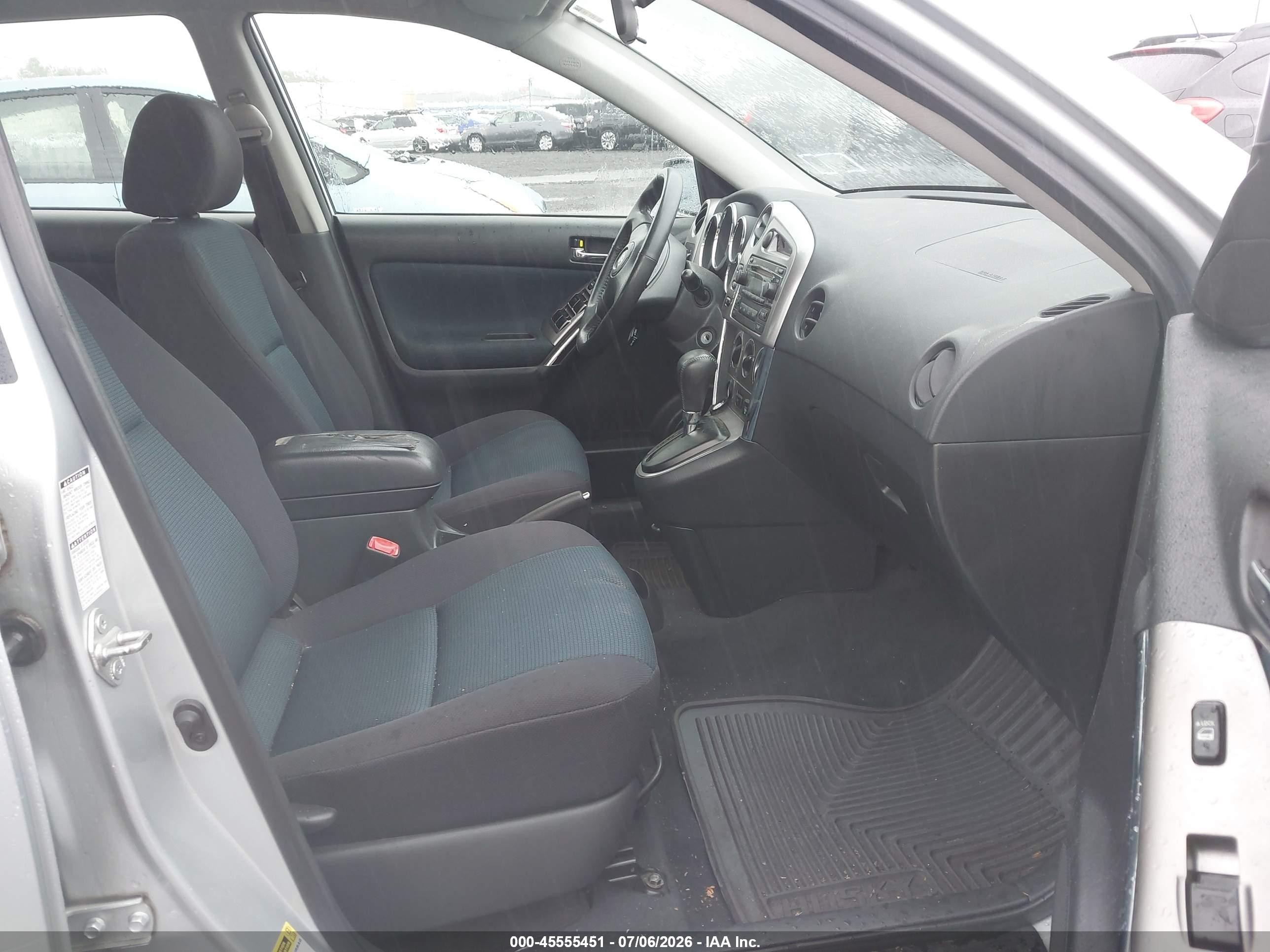 2005 Toyota Matrix Xr Silver vin: 2T1LR30E55C477908