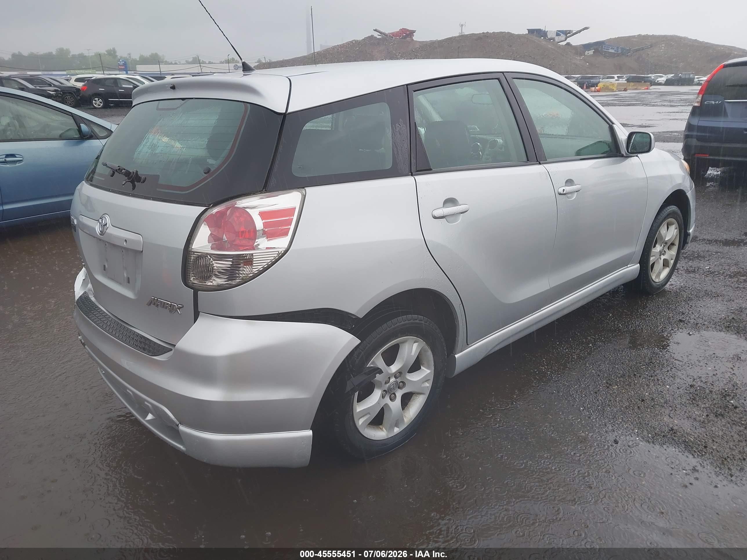 2005 Toyota Matrix Xr Silver vin: 2T1LR30E55C477908