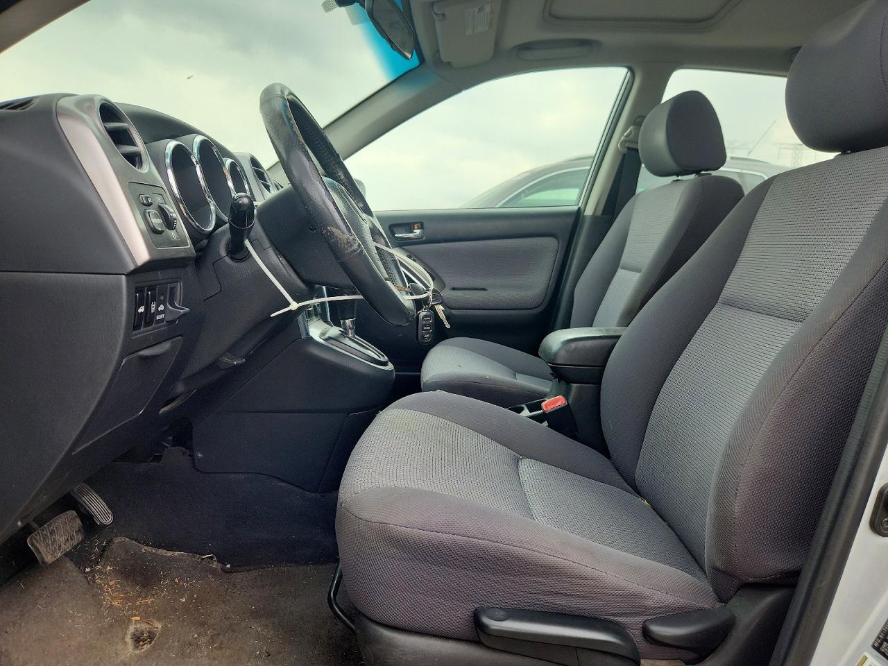 2005 Toyota Matrix Xr Серебряный vin: 2T1LR30E75C376787