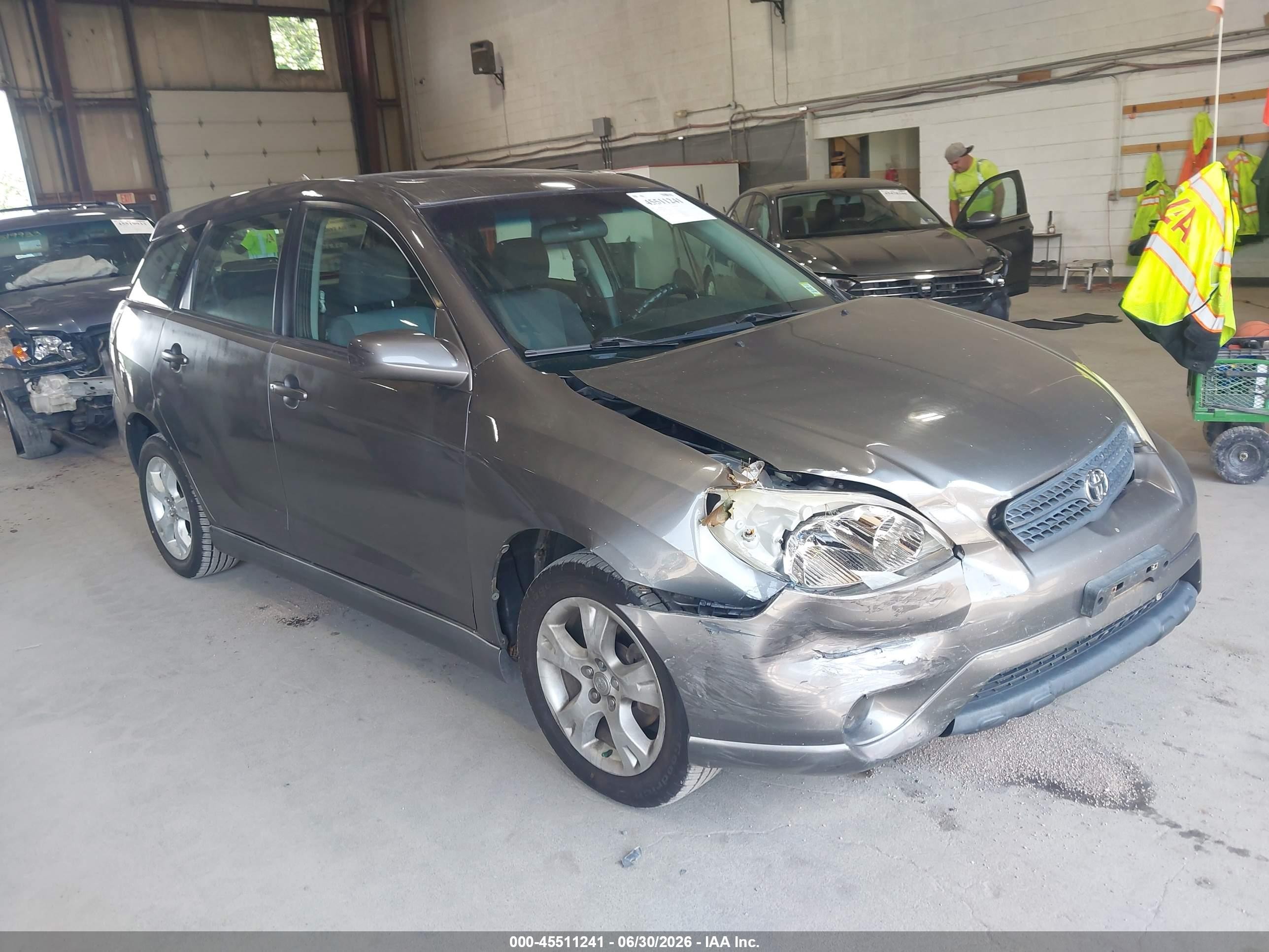 2005 Toyota Matrix Xr Gray vin: 2T1LR30E75C482852