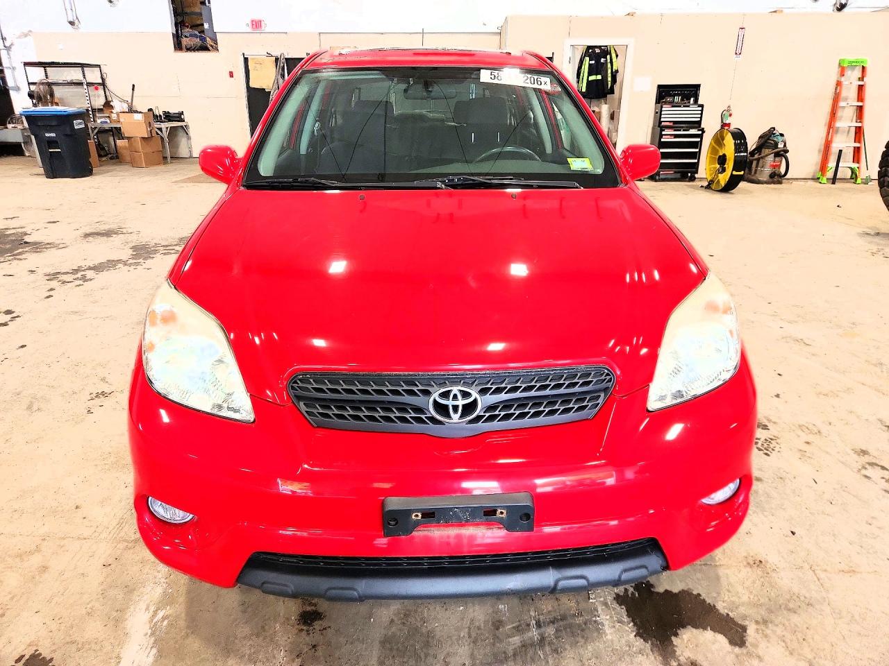 2006 Toyota Matrix Xr Red vin: 2T1LR30EX6C561286