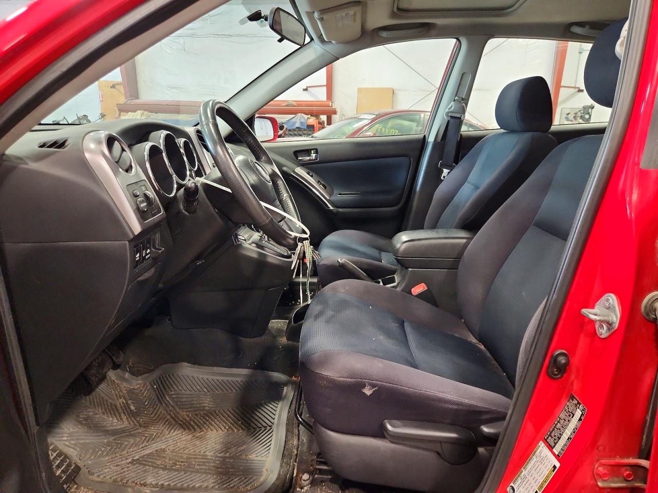 2006 Toyota Matrix Xr Red vin: 2T1LR30EX6C561286