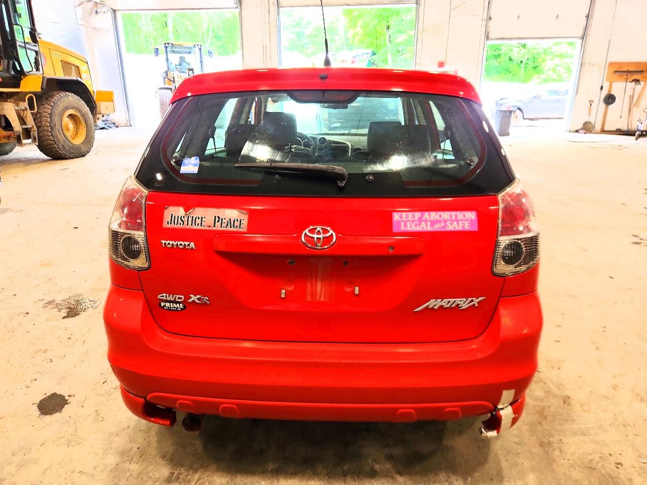 2006 Toyota Matrix Xr Red vin: 2T1LR30EX6C561286