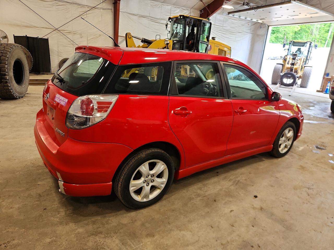 2006 Toyota Matrix Xr Red vin: 2T1LR30EX6C561286