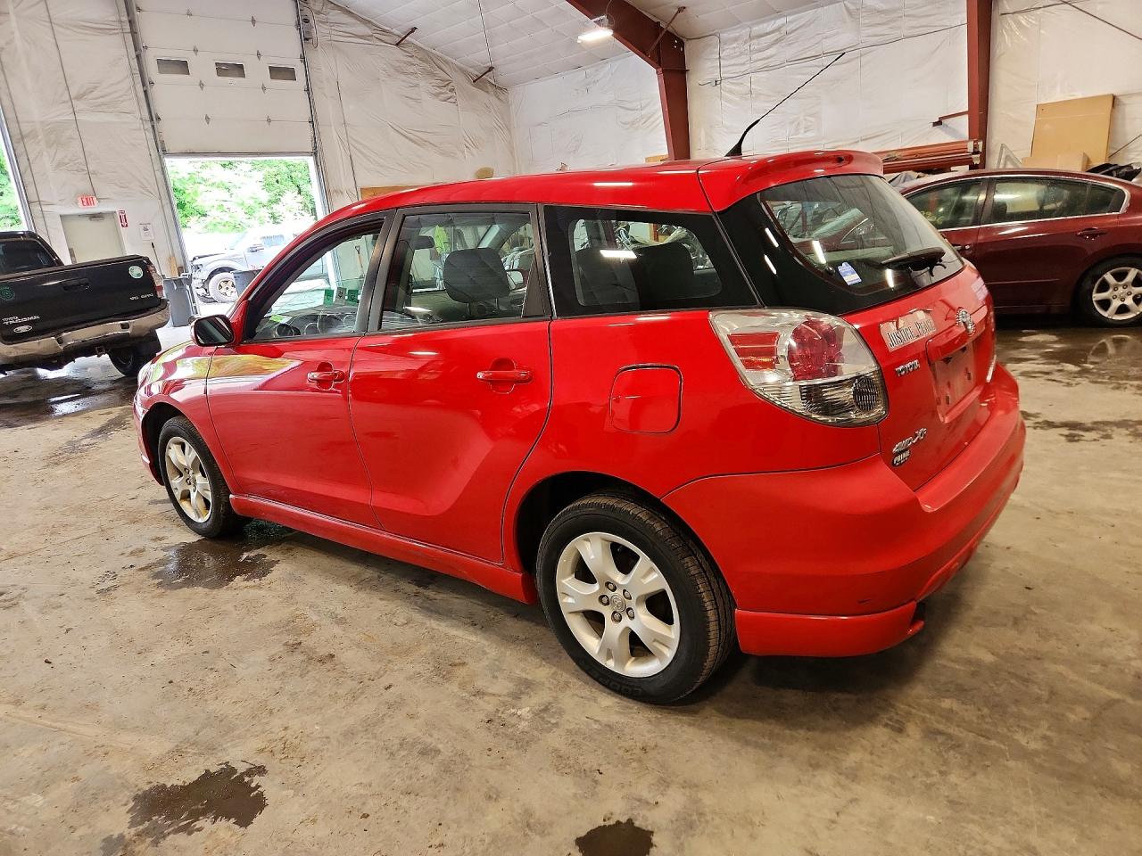 2006 Toyota Matrix Xr Red vin: 2T1LR30EX6C561286