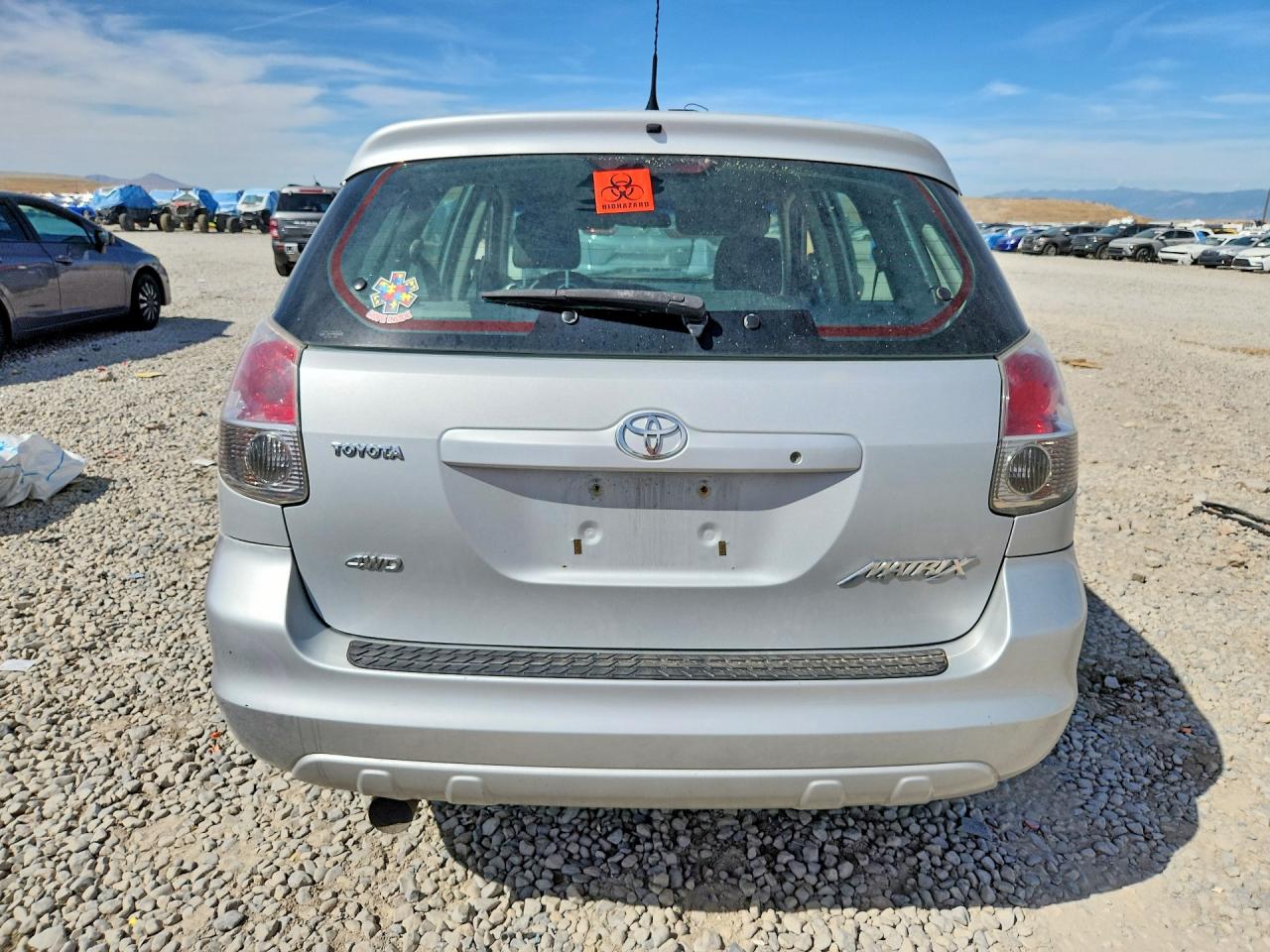 2005 Toyota Matrix Base Silver vin: 2T1LR32E05C347645