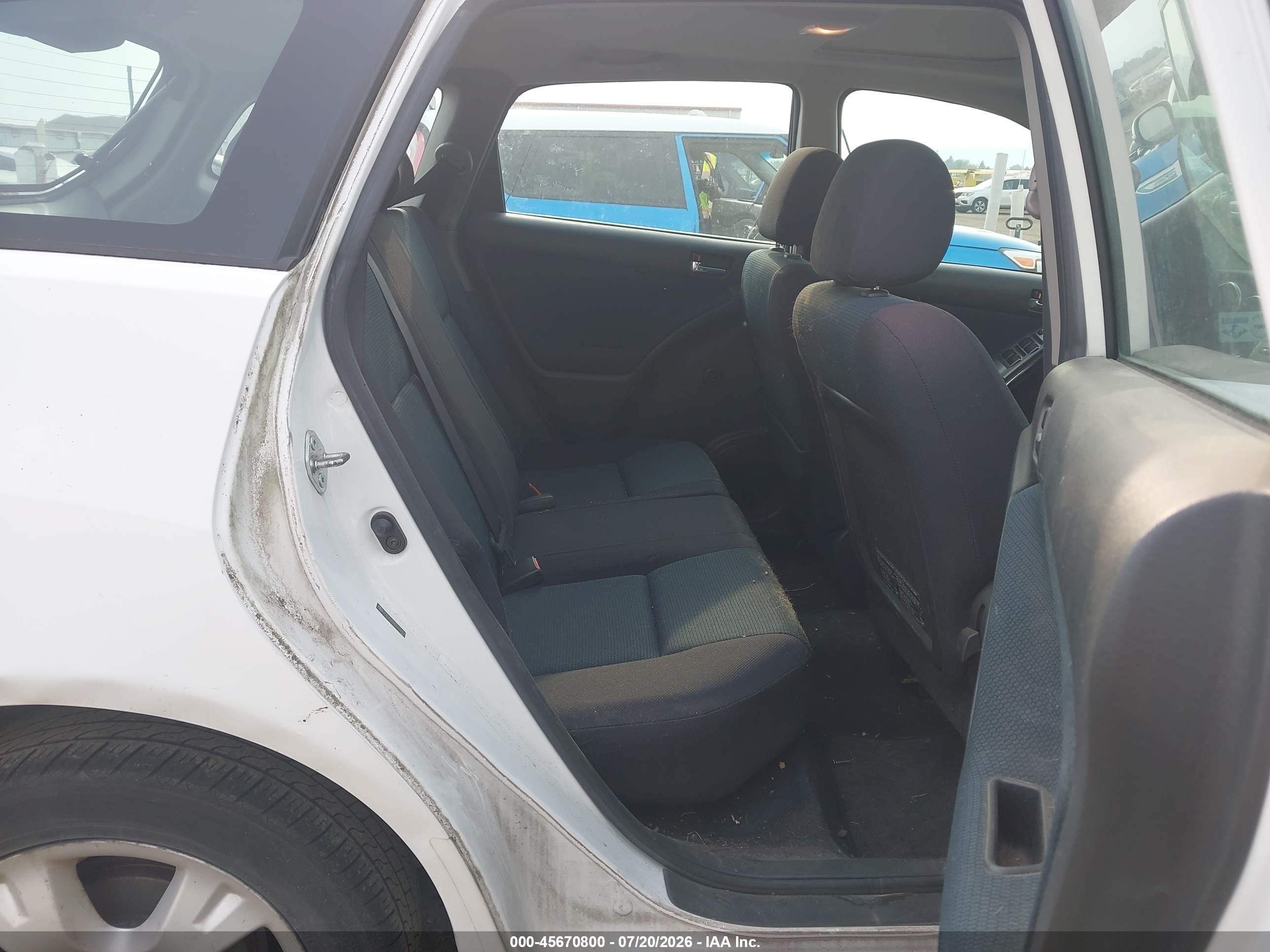 2005 Toyota Matrix Xr Белый vin: 2T1LR32E05C433151