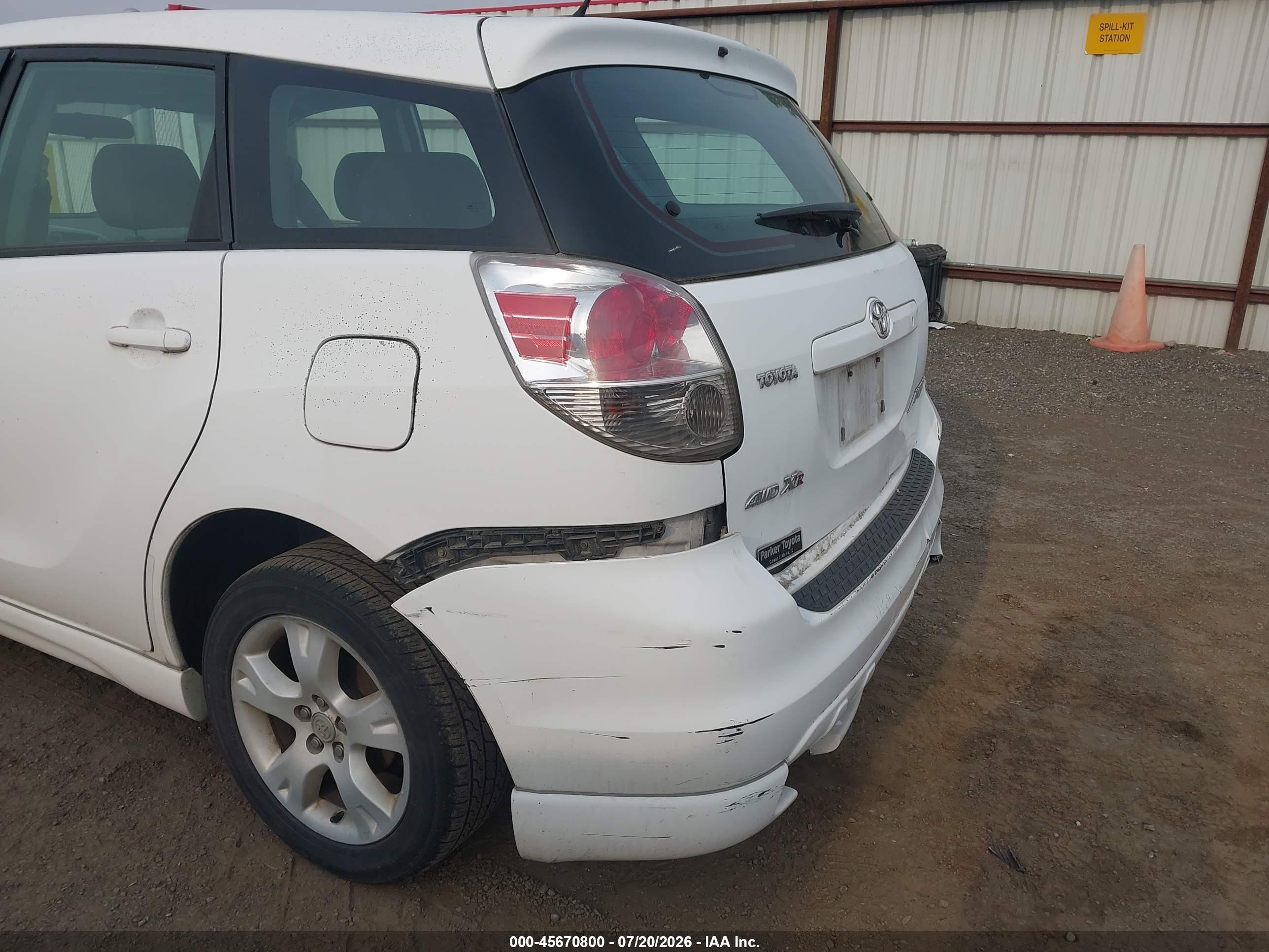 2005 Toyota Matrix Xr Белый vin: 2T1LR32E05C433151