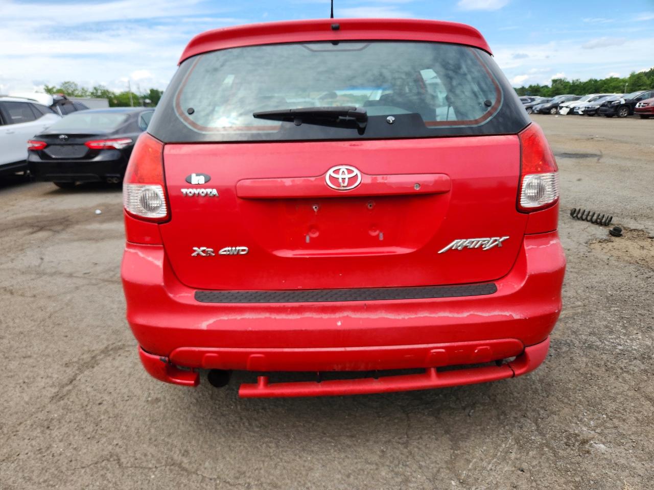 2004 Toyota Matrix Xr Красный vin: 2T1LR32E34C224078