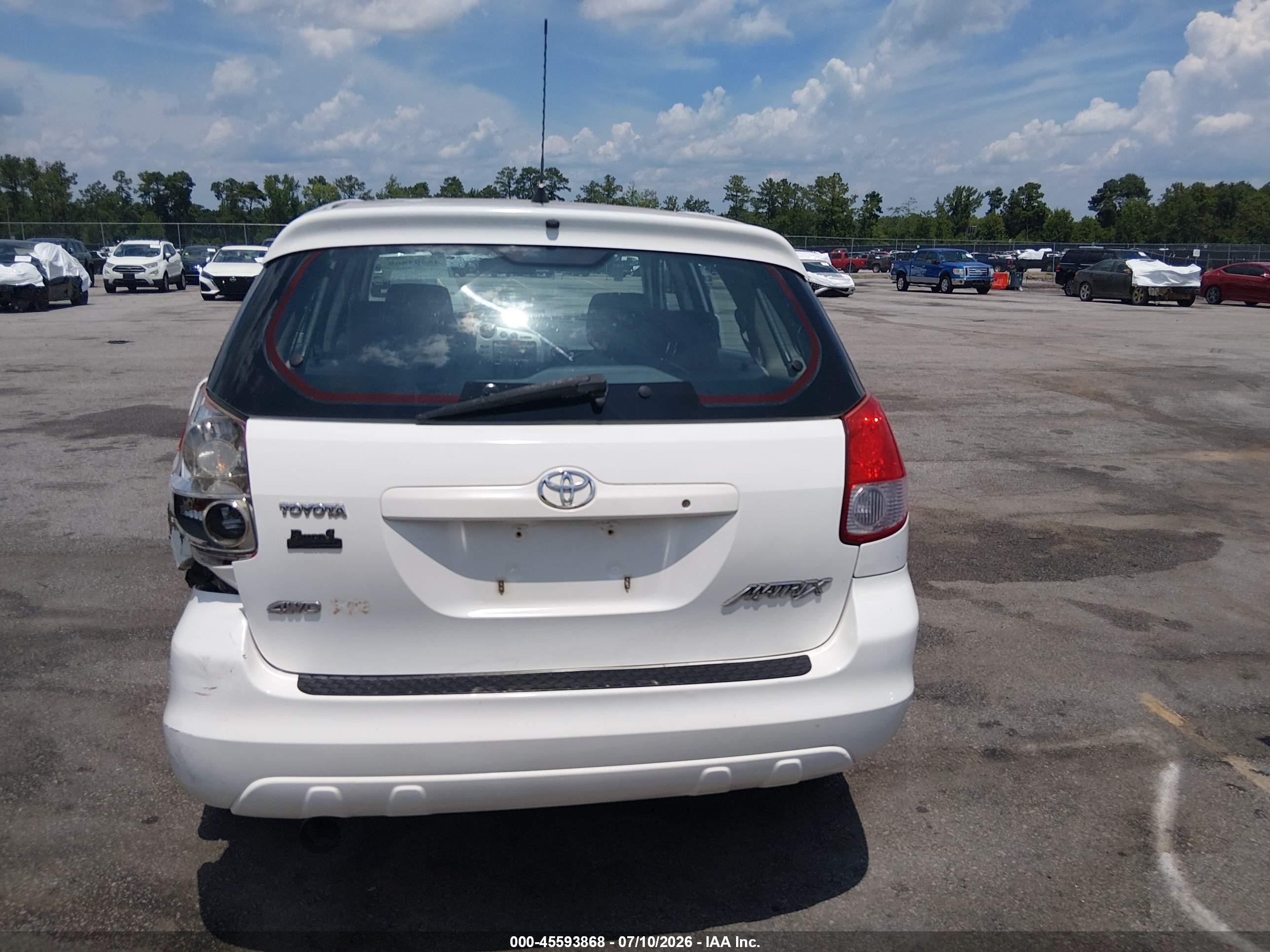 2004 Toyota Matrix Xr White vin: 2T1LR32E34C285737