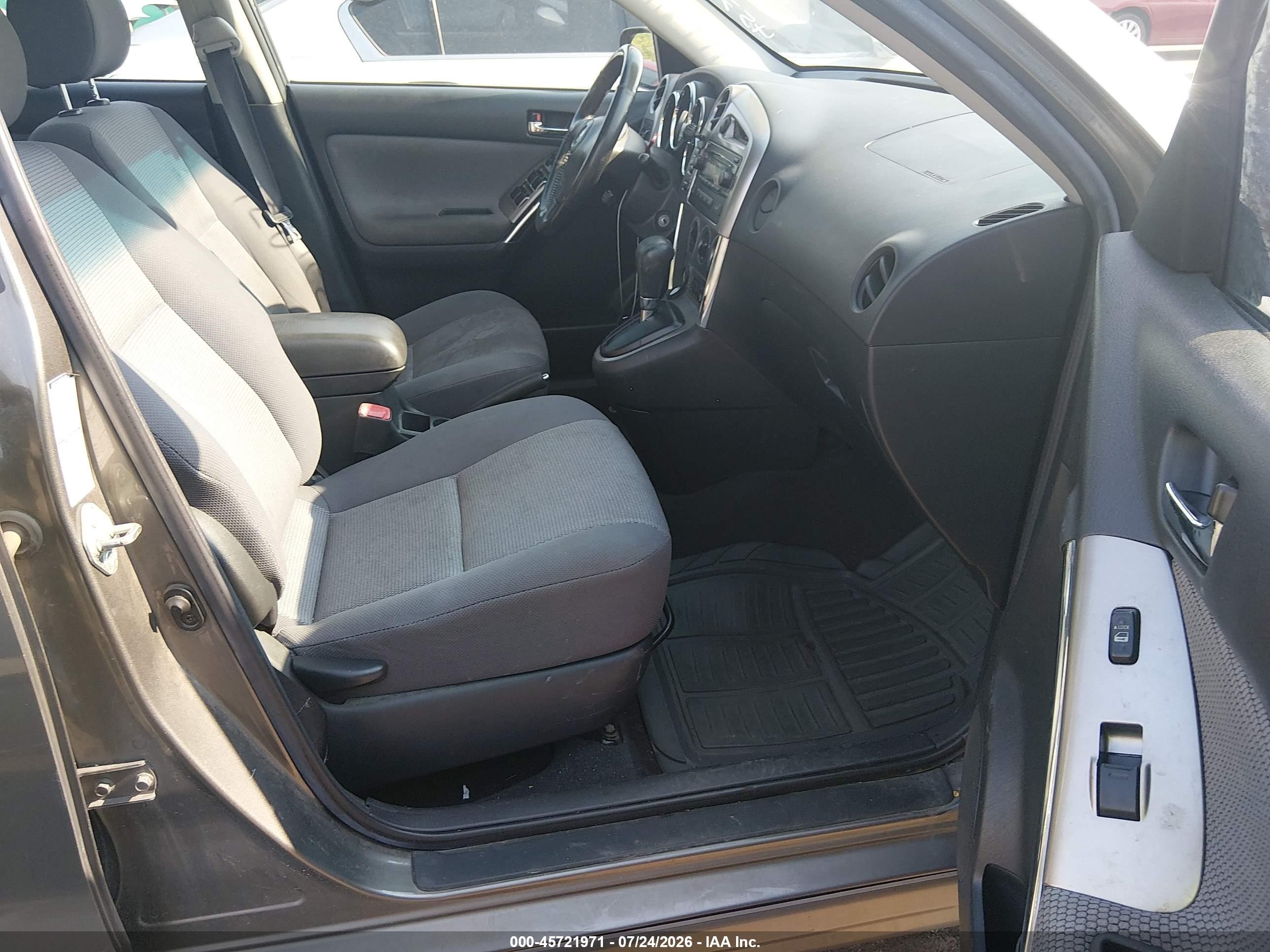 2005 Toyota Matrix Xr Серый vin: 2T1LR32E35C397021