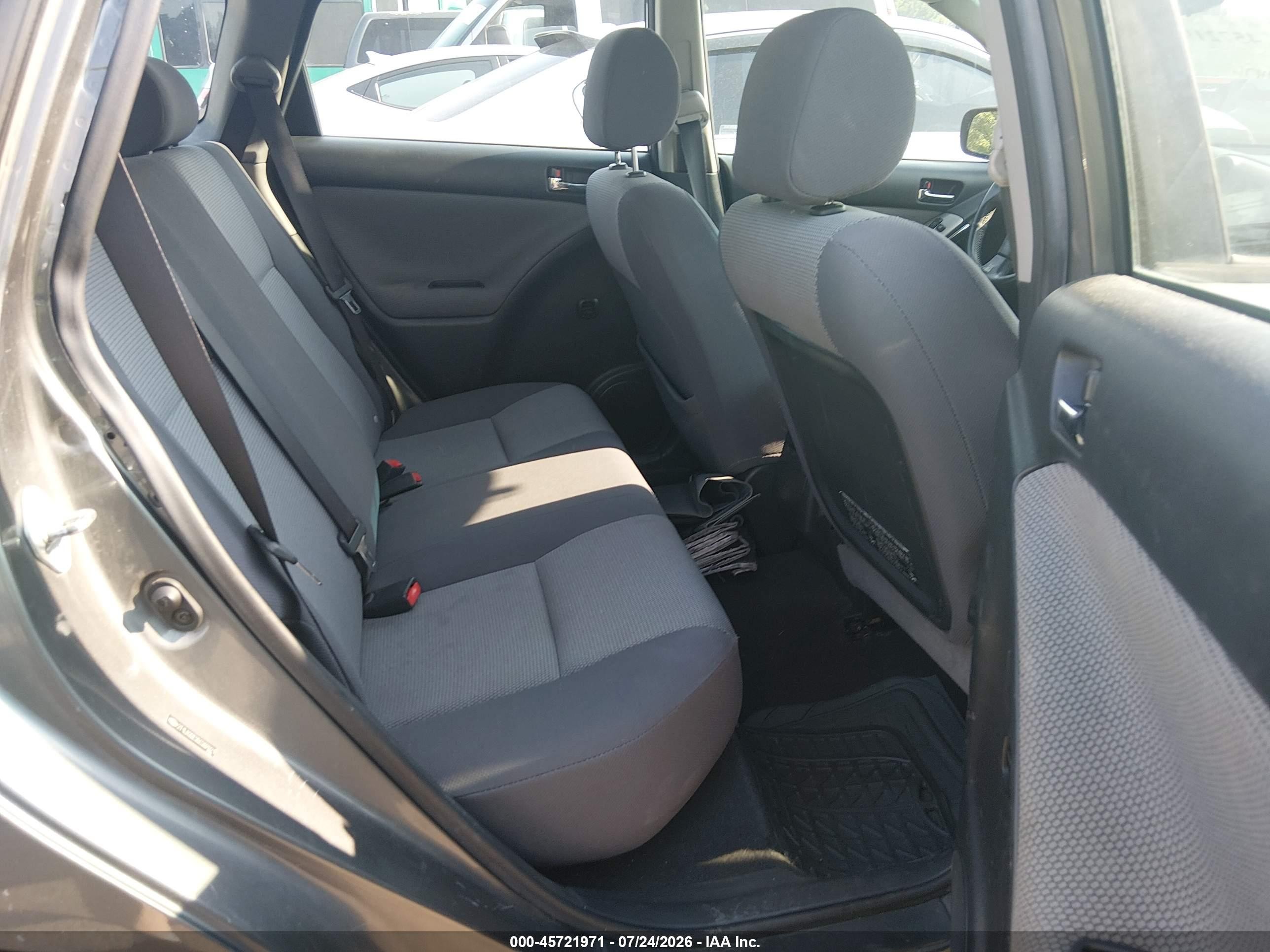 2005 Toyota Matrix Xr Серый vin: 2T1LR32E35C397021
