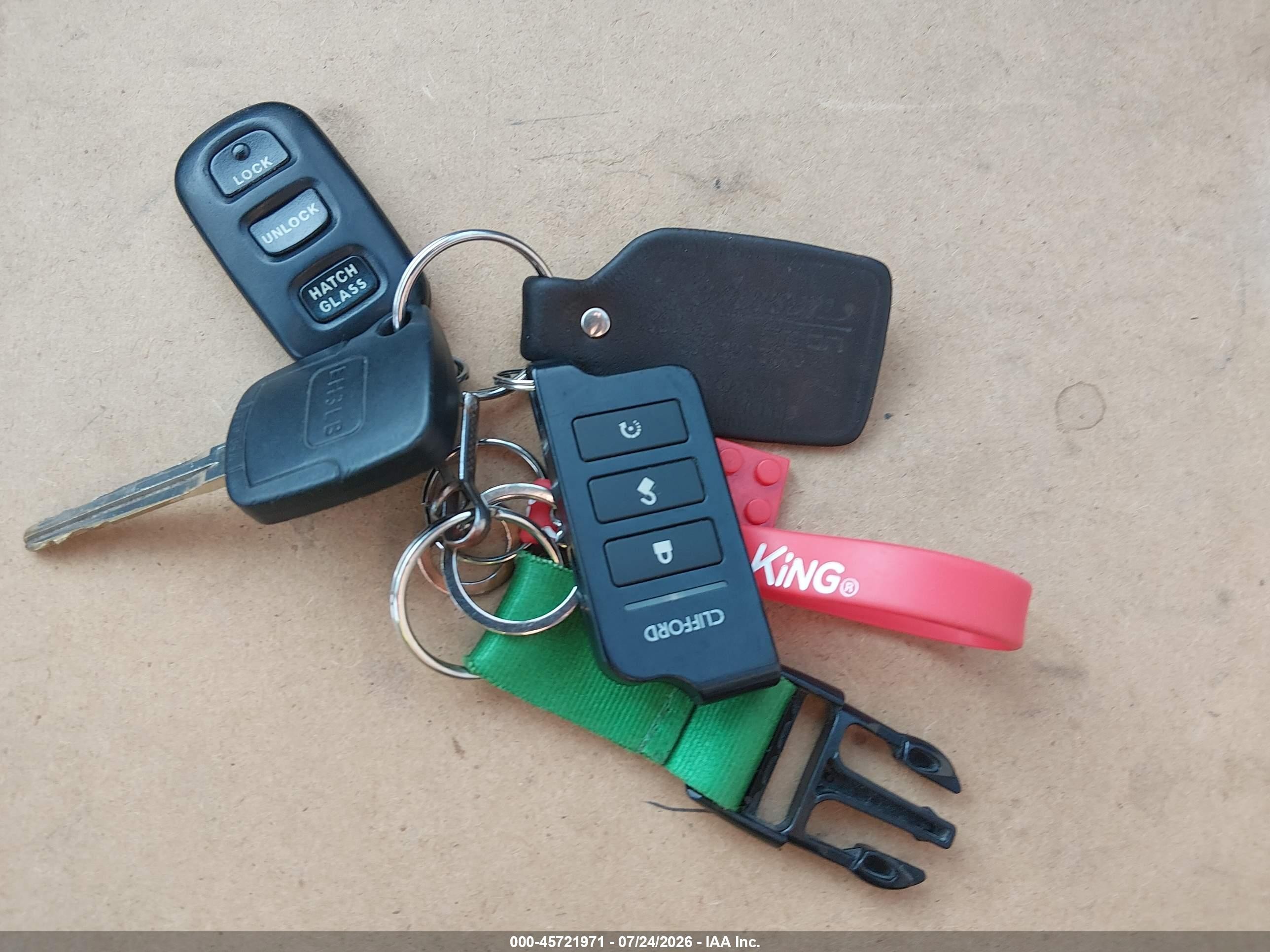 2005 Toyota Matrix Xr Серый vin: 2T1LR32E35C397021