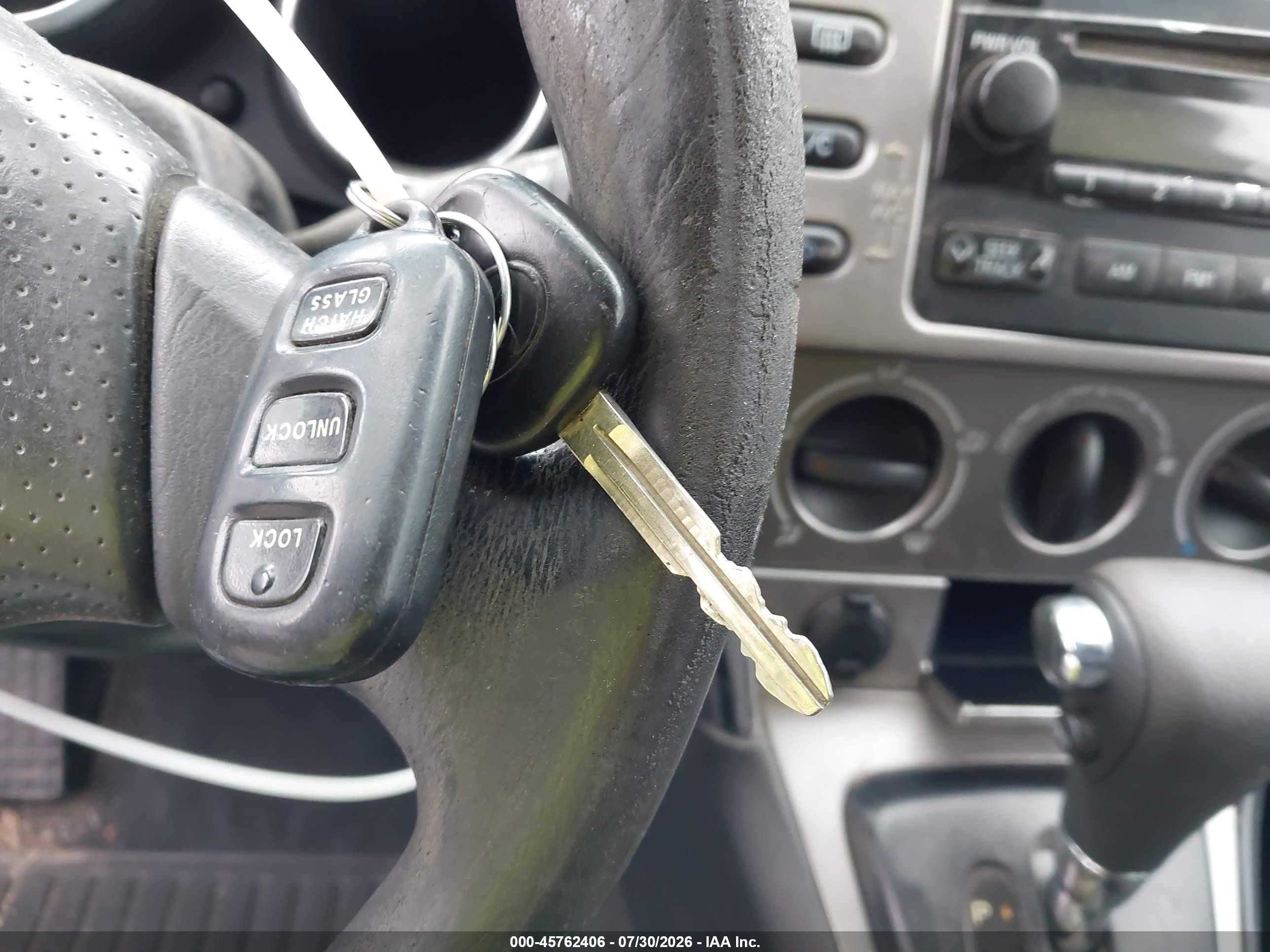 2005 Toyota Matrix   Синий vin: 2T1LR32E35C411161