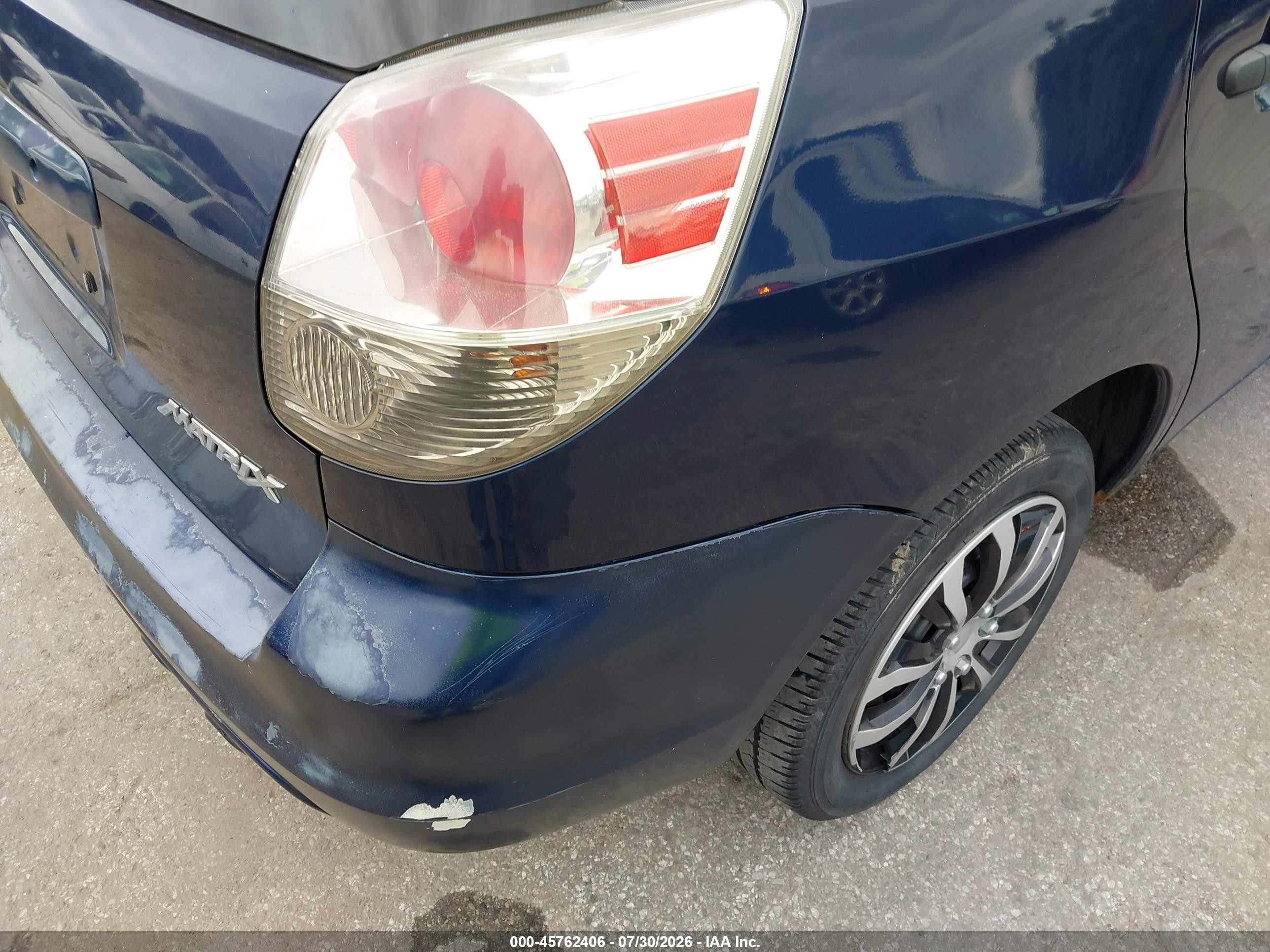 2005 Toyota Matrix   Синий vin: 2T1LR32E35C411161
