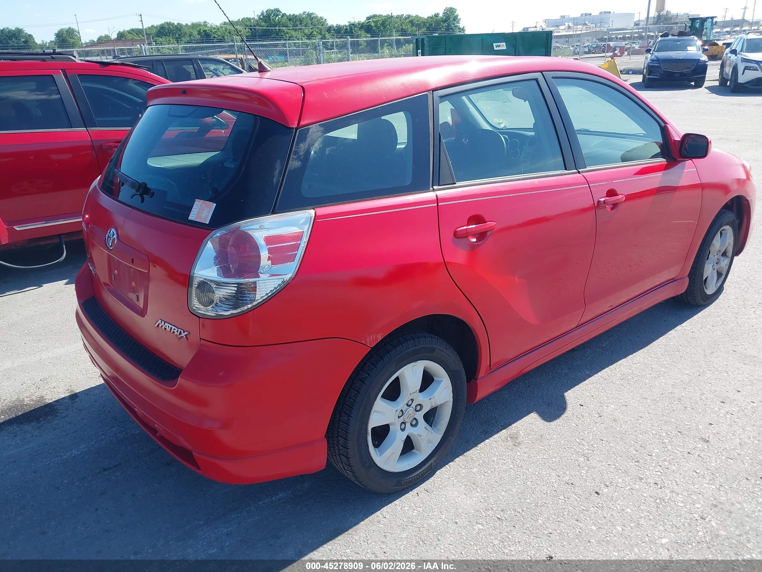 2005 Toyota Matrix Xr Red vin: 2T1LR32E35C478018