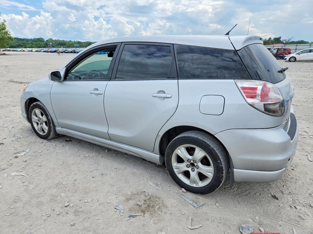 2005 Toyota Corolla Matrix Base/xr Silver vin: 2T1LR32E35C550660