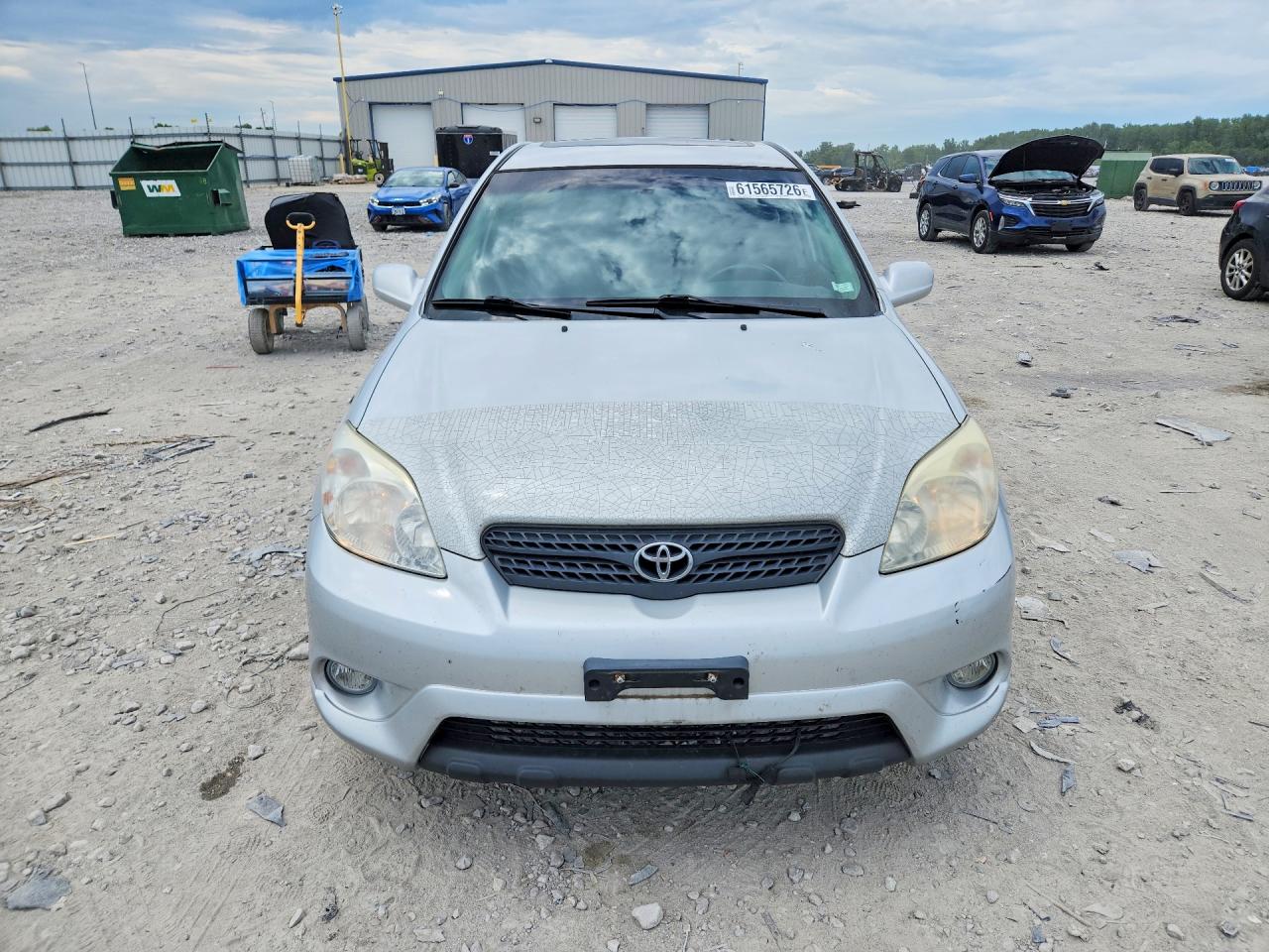 2005 Toyota Corolla Matrix Base/xr Silver vin: 2T1LR32E35C550660