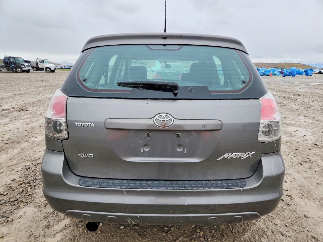 2006 Toyota Matrix Base Gray vin: 2T1LR32E46C557988
