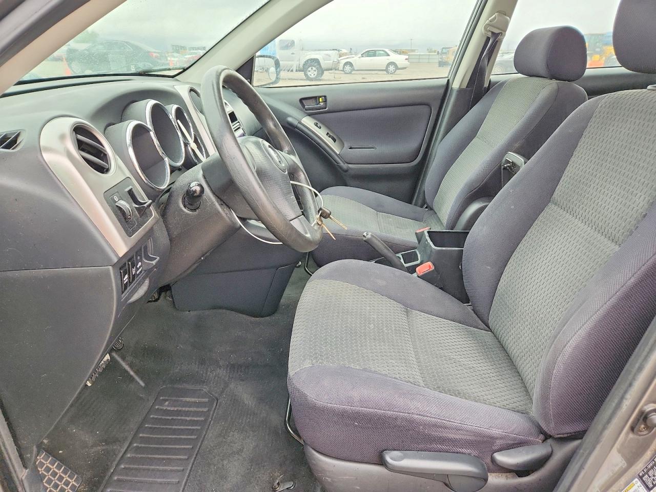 2006 Toyota Matrix Base Gray vin: 2T1LR32E46C557988