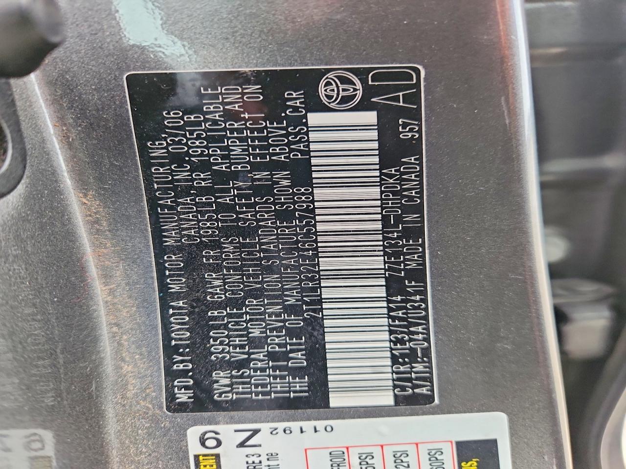 2006 Toyota Matrix Base Gray vin: 2T1LR32E46C557988