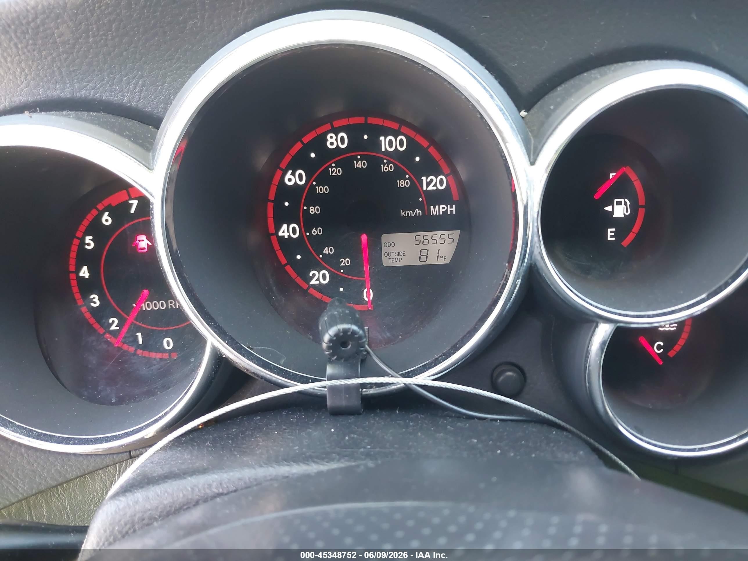 2006 Toyota Matrix Silver vin: 2T1LR32E56C563296