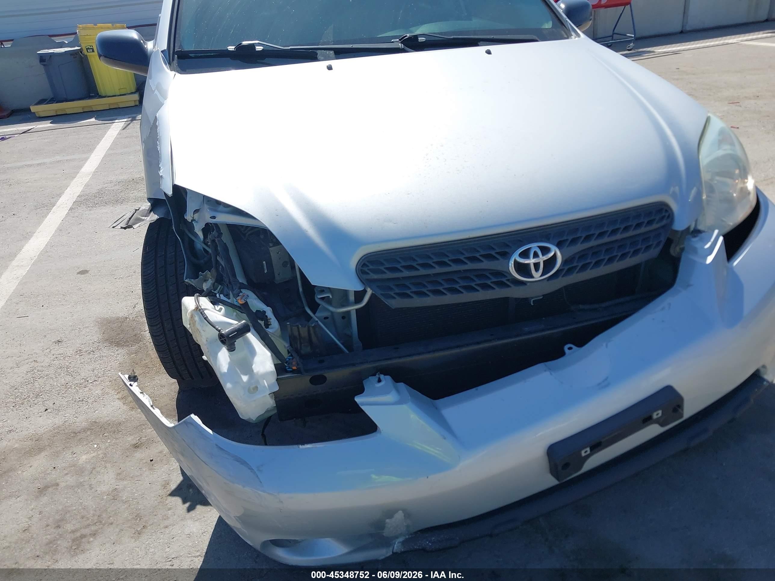 2006 Toyota Matrix Silver vin: 2T1LR32E56C563296
