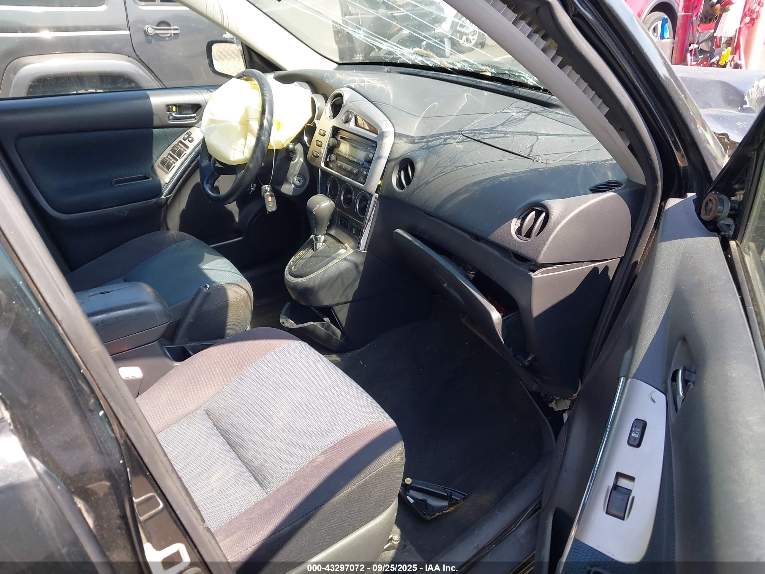 2005 Toyota Matrix Xr Black vin: 2T1LR32E65C424700