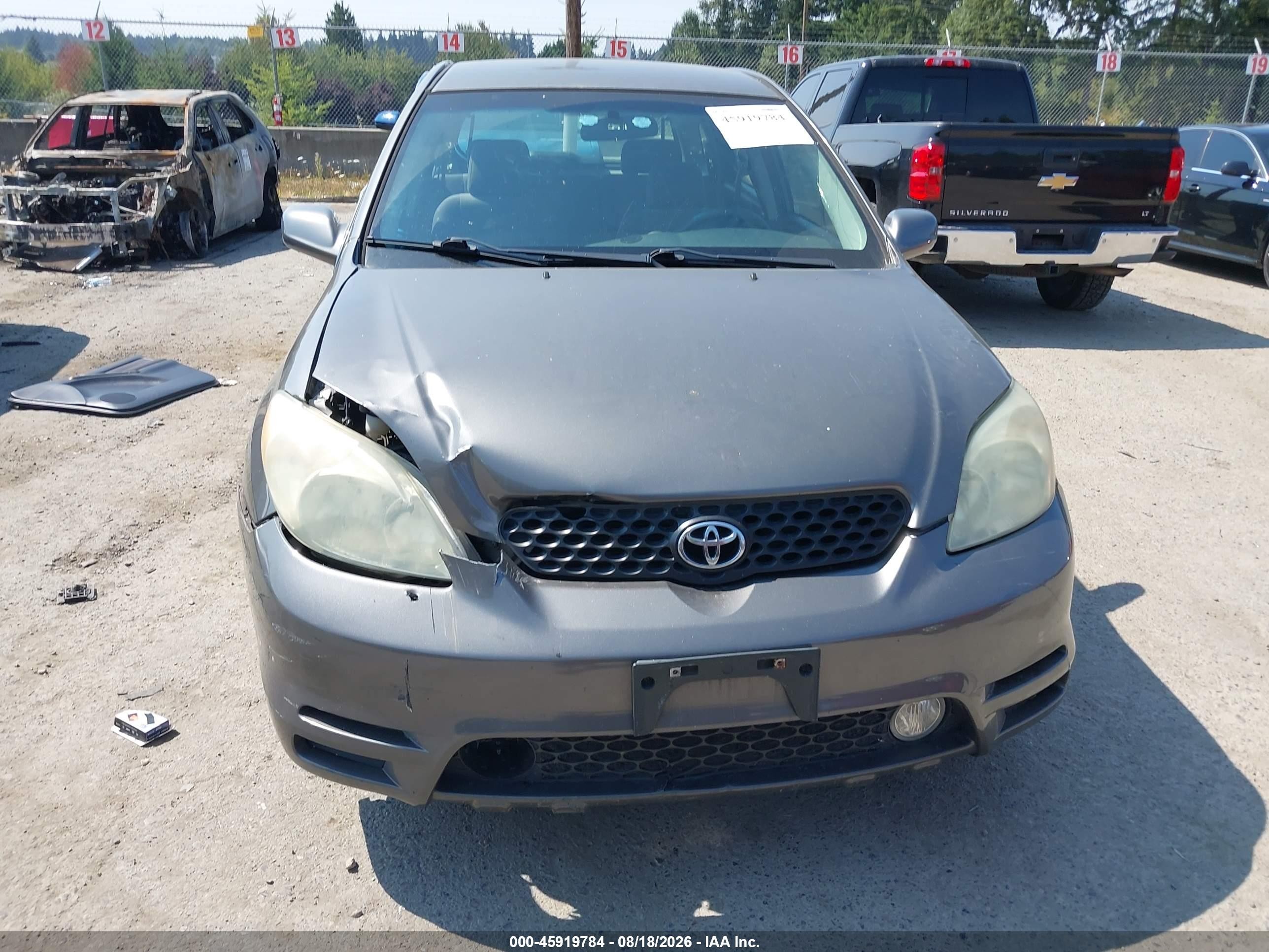 2004 Toyota Matrix Standard Gray vin: 2T1LR32E74C261599