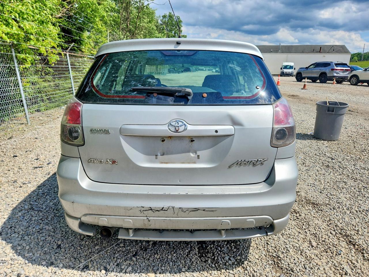 2005 Toyota Matrix Xr Silver vin: 2T1LR32E75C507052
