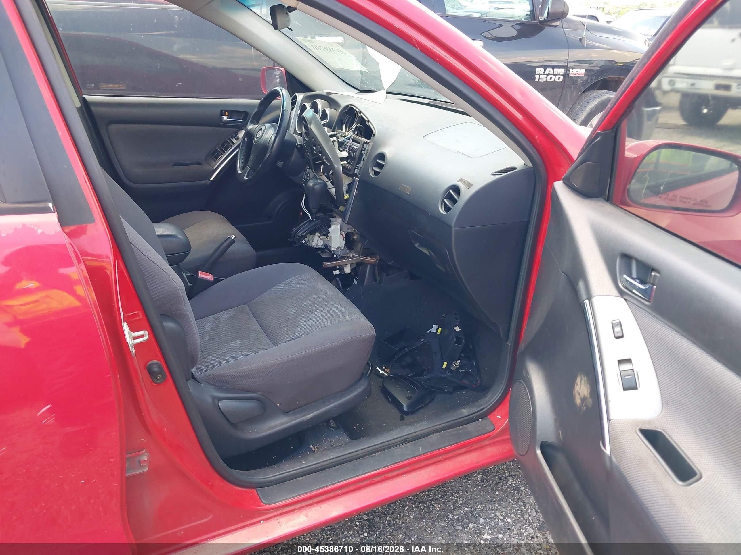 2004 Toyota Matrix Xr Red vin: 2T1LR32E84C293686