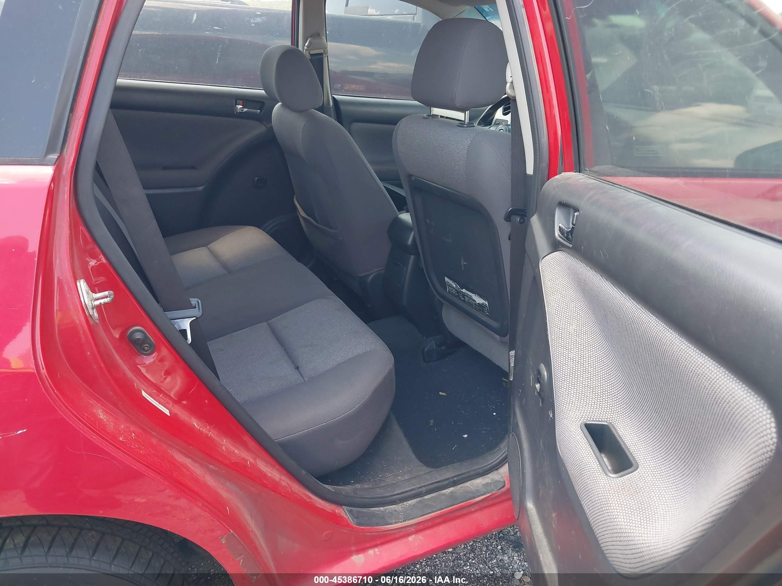 2004 Toyota Matrix Xr Red vin: 2T1LR32E84C293686