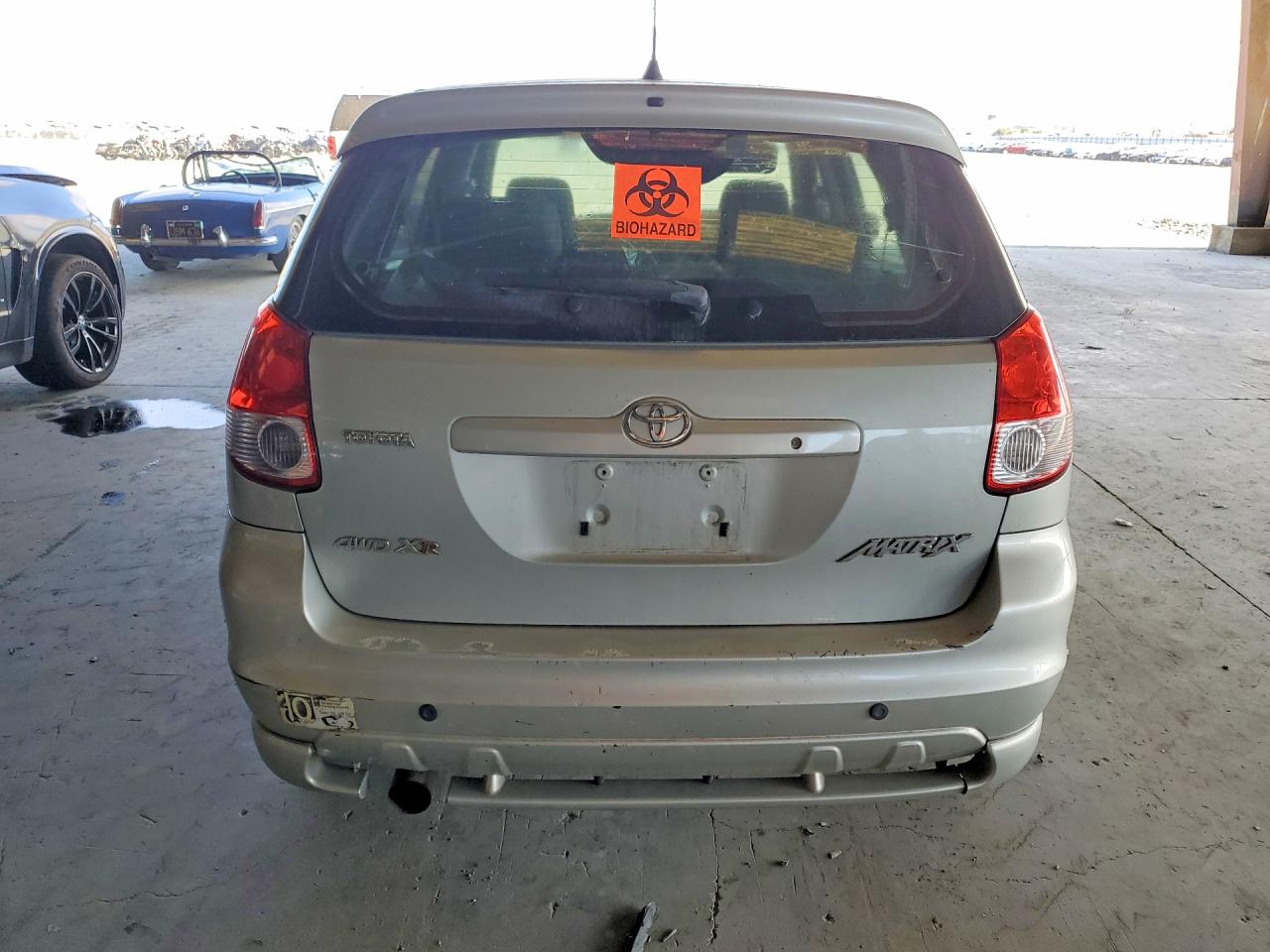2003 Toyota Matrix Base Silver vin: 2T1LR32E93C020156