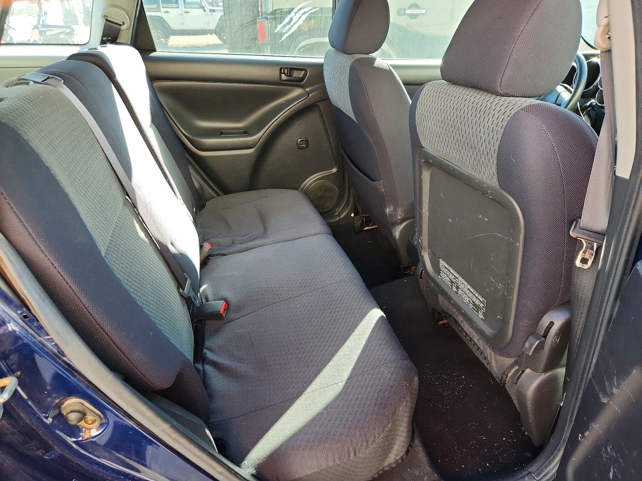 2005 Toyota Matrix Base Blue vin: 2T1LR32E95C429597
