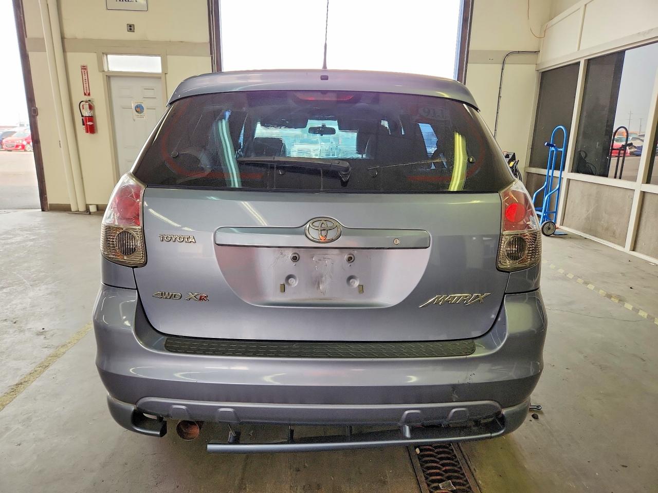 2006 Toyota Matrix Xr Blue vin: 2T1LR32E96C552673