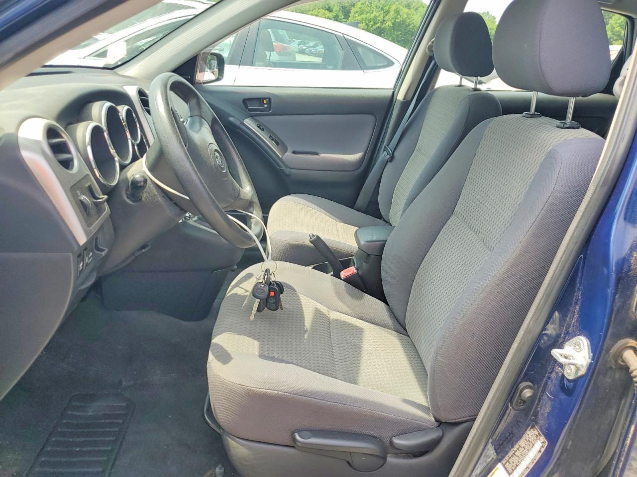 2006 Toyota Matrix Base Синий vin: 2T1LR32E96C563334