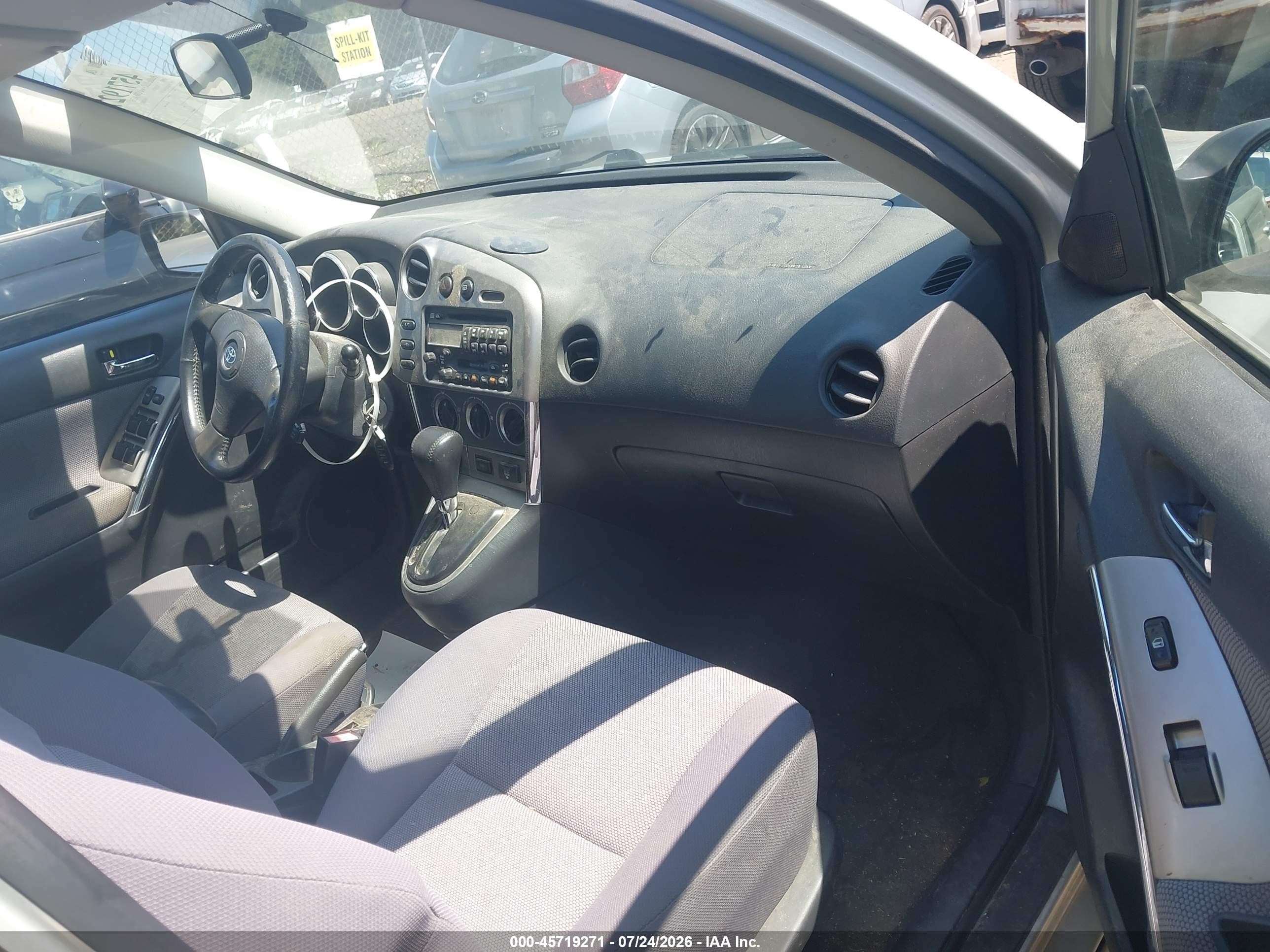 2003 Toyota Matrix Xr Серебряный vin: 2T1LR32EX3C061718