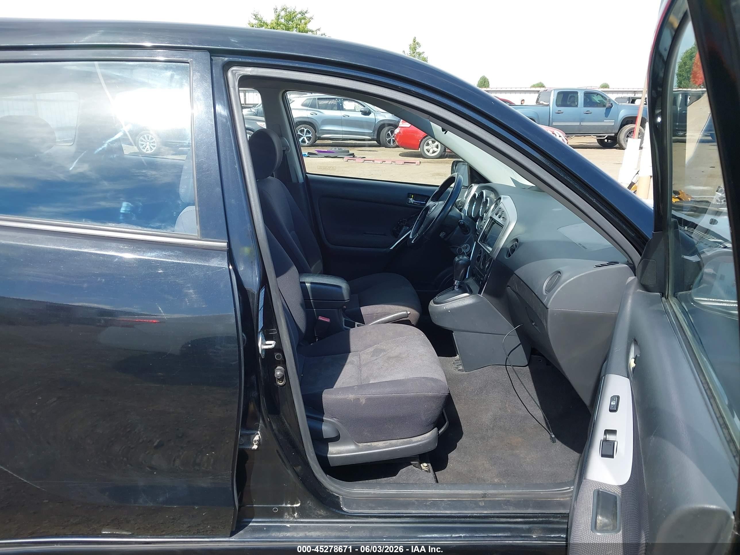 2003 Toyota Matrix Xr Black vin: 2T1LR32EX3C064120