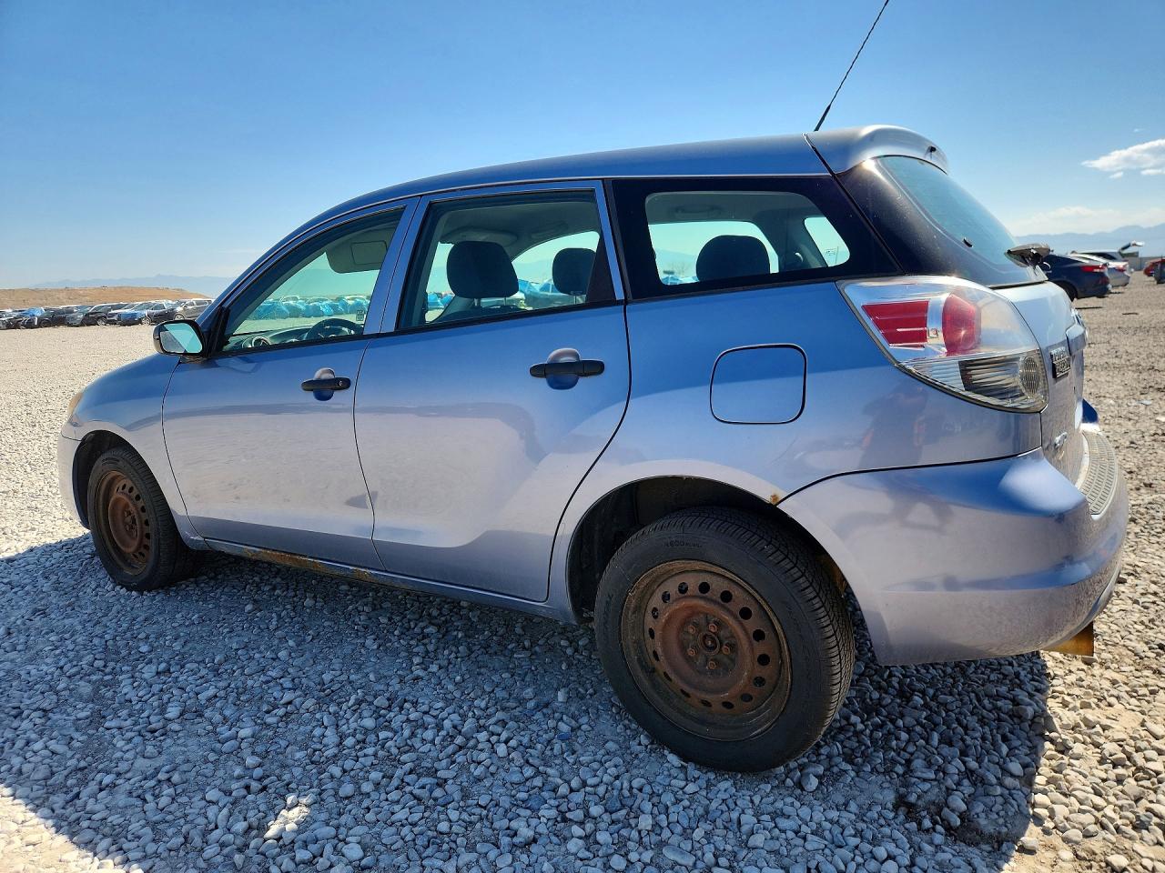 2006 Toyota Matrix Base Blue vin: 2T1LR32EX6C562872