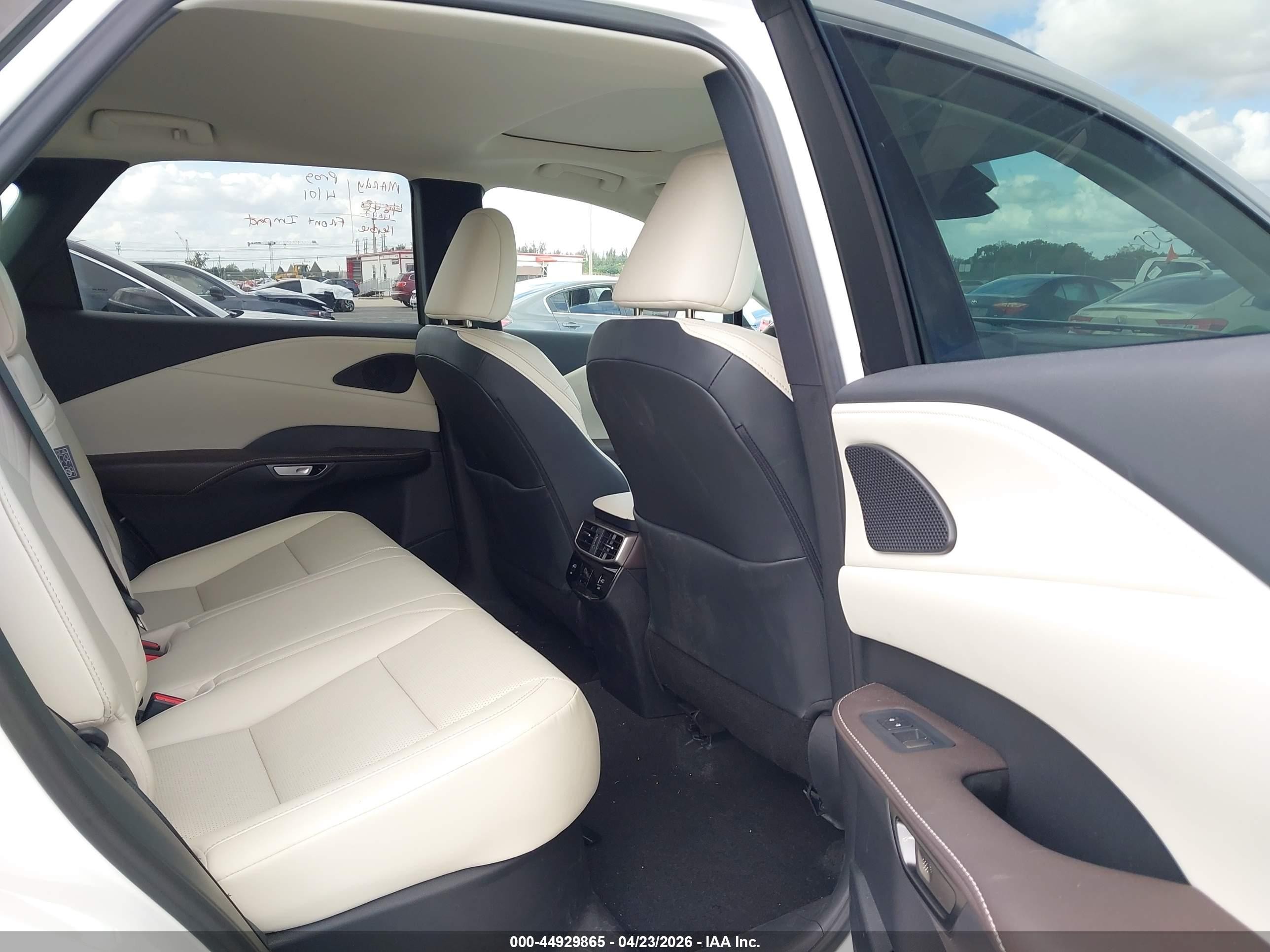 2024 Lexus Rx 350 Premium Plus White vin: 2T2BAMBA2RC038251
