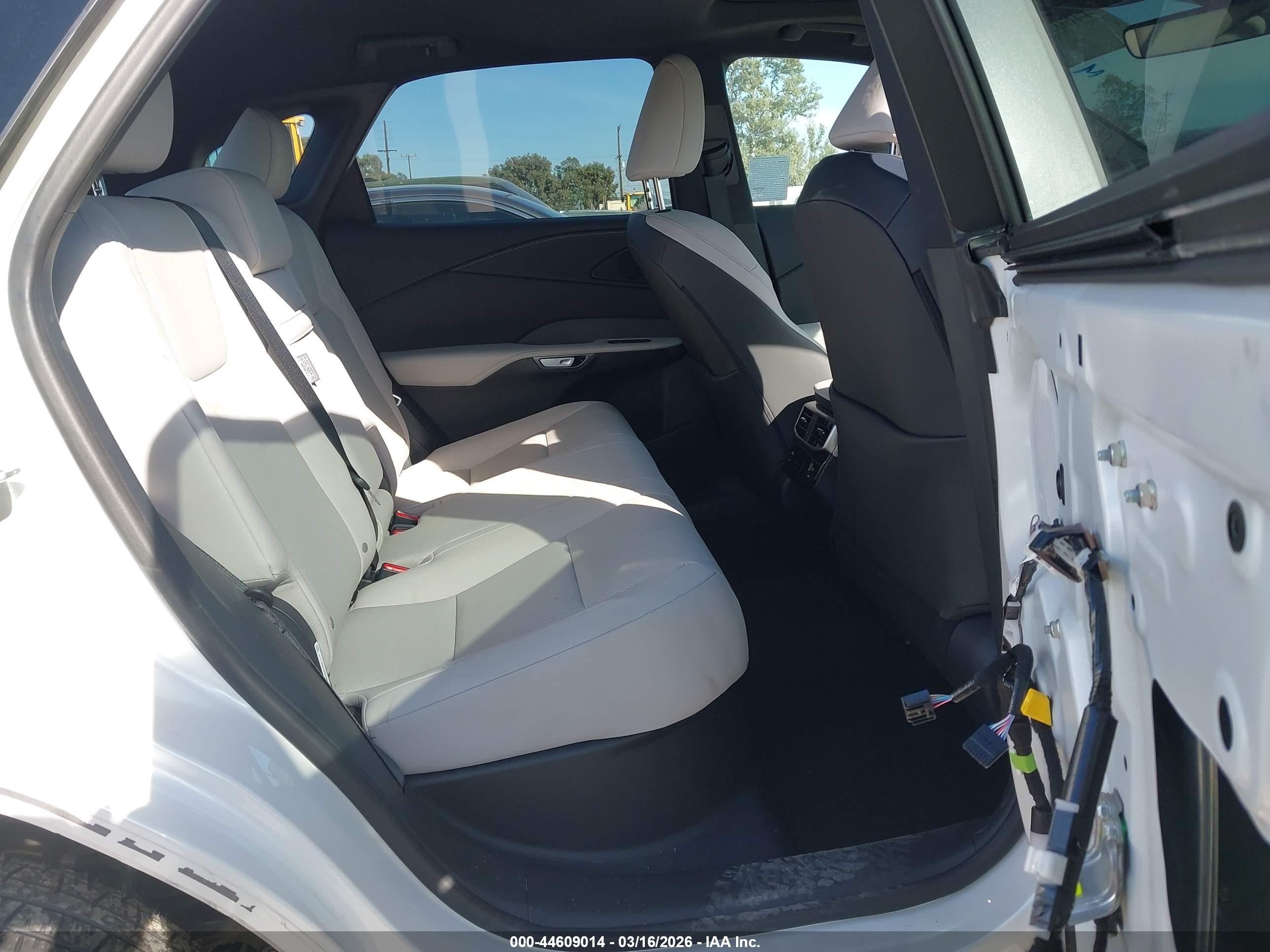 2025 Lexus Rx 350 Premium Белый vin: 2T2BAMBA3SC057235