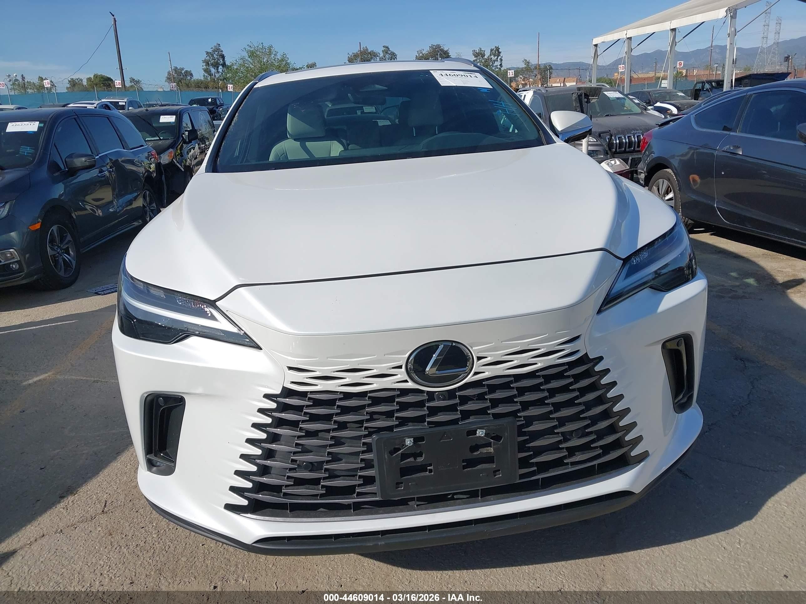 2025 Lexus Rx 350 Premium Белый vin: 2T2BAMBA3SC057235