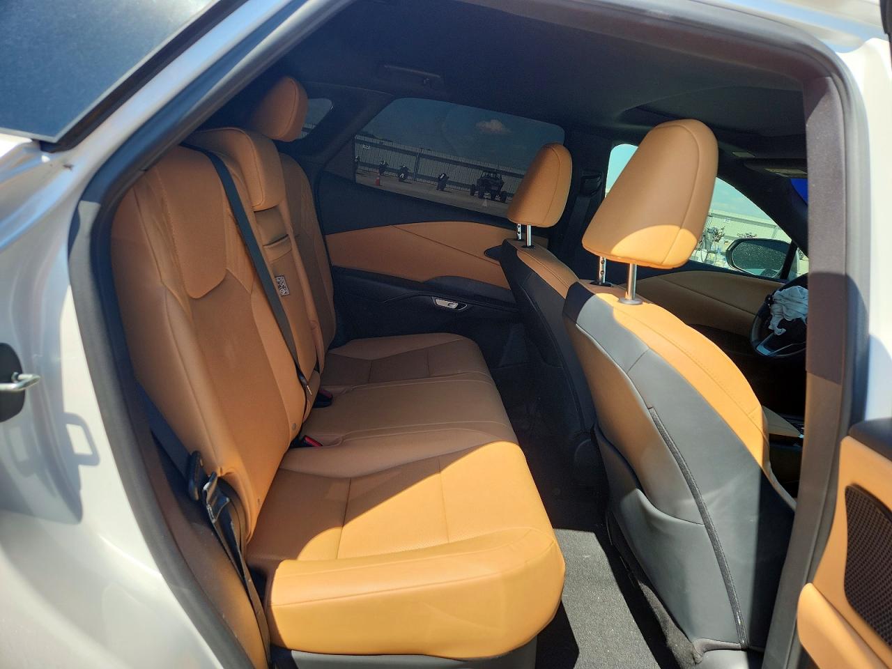 2024 Lexus Rx 350 Premium Белый vin: 2T2BAMBA5RC044416