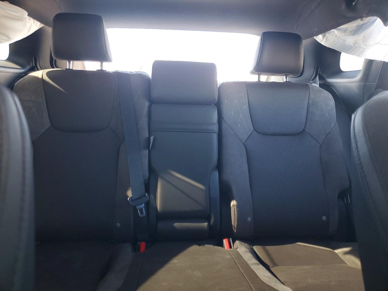 2023 Lexus Rx 350 Luxury White vin: 2T2BAMBA6PC012622