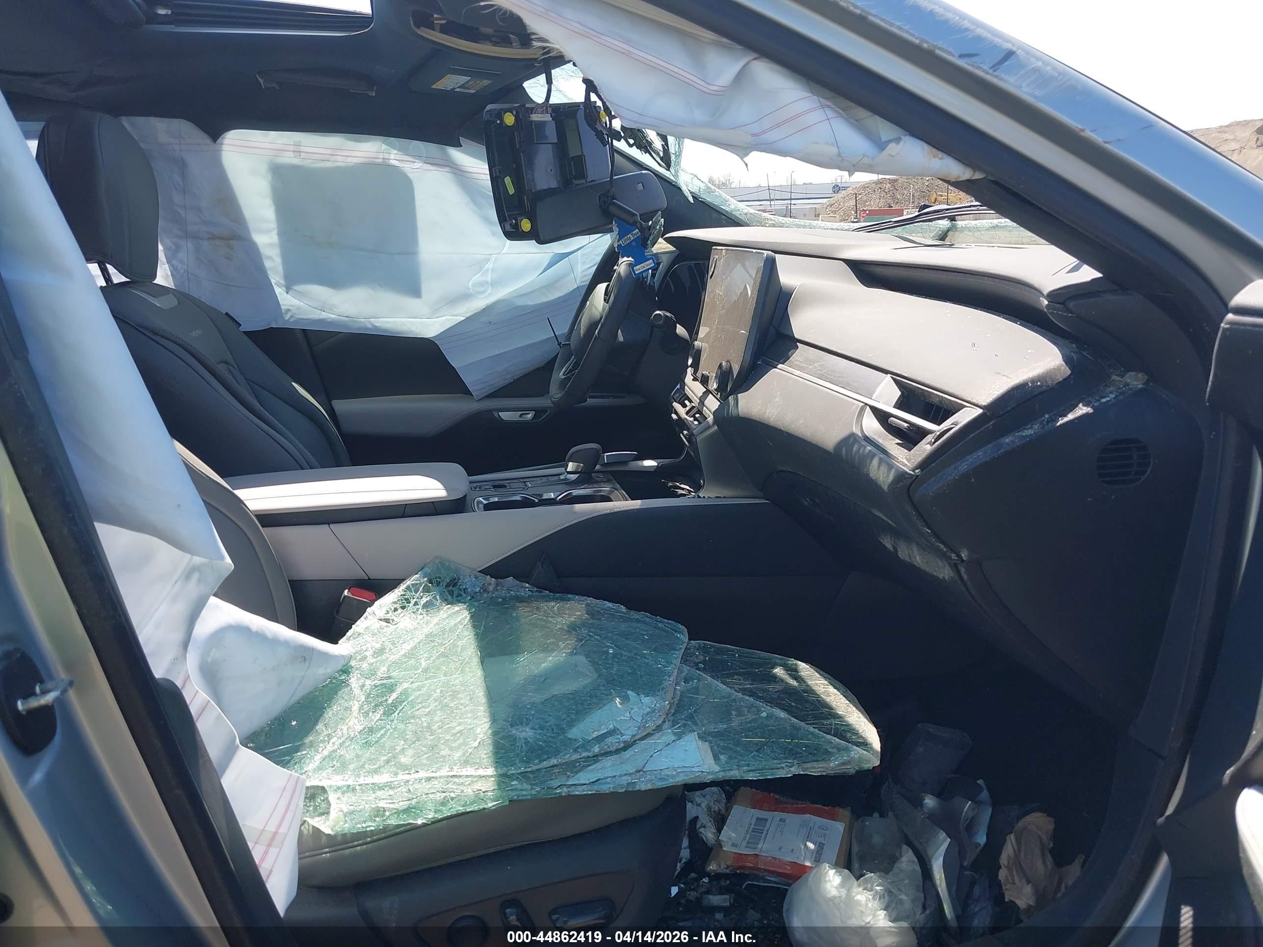 2024 Lexus Rx 350 Premium Silver vin: 2T2BAMBA6RC043792