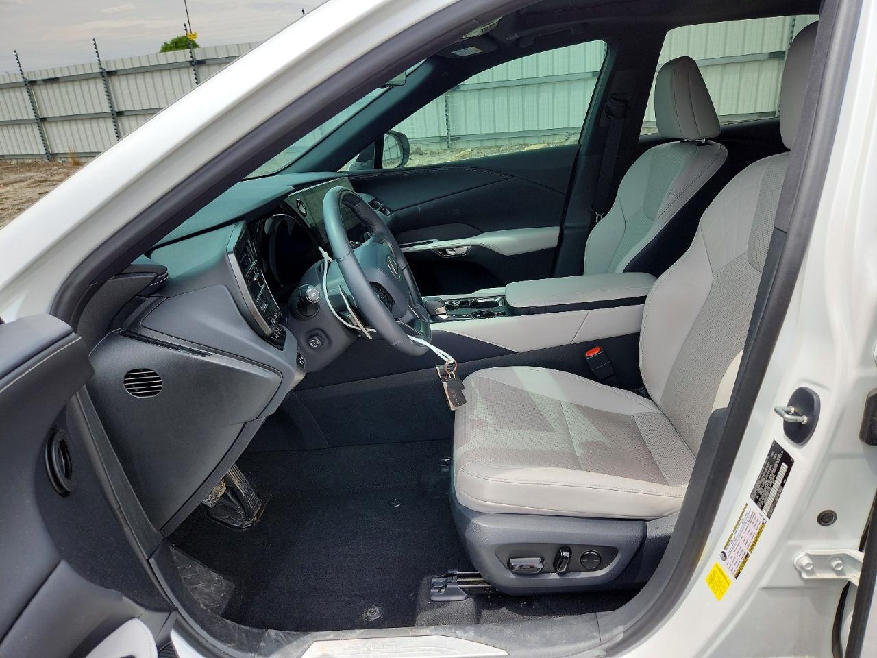 2024 Lexus Rx 350 Premium+ White vin: 2T2BAMCA3RC077252